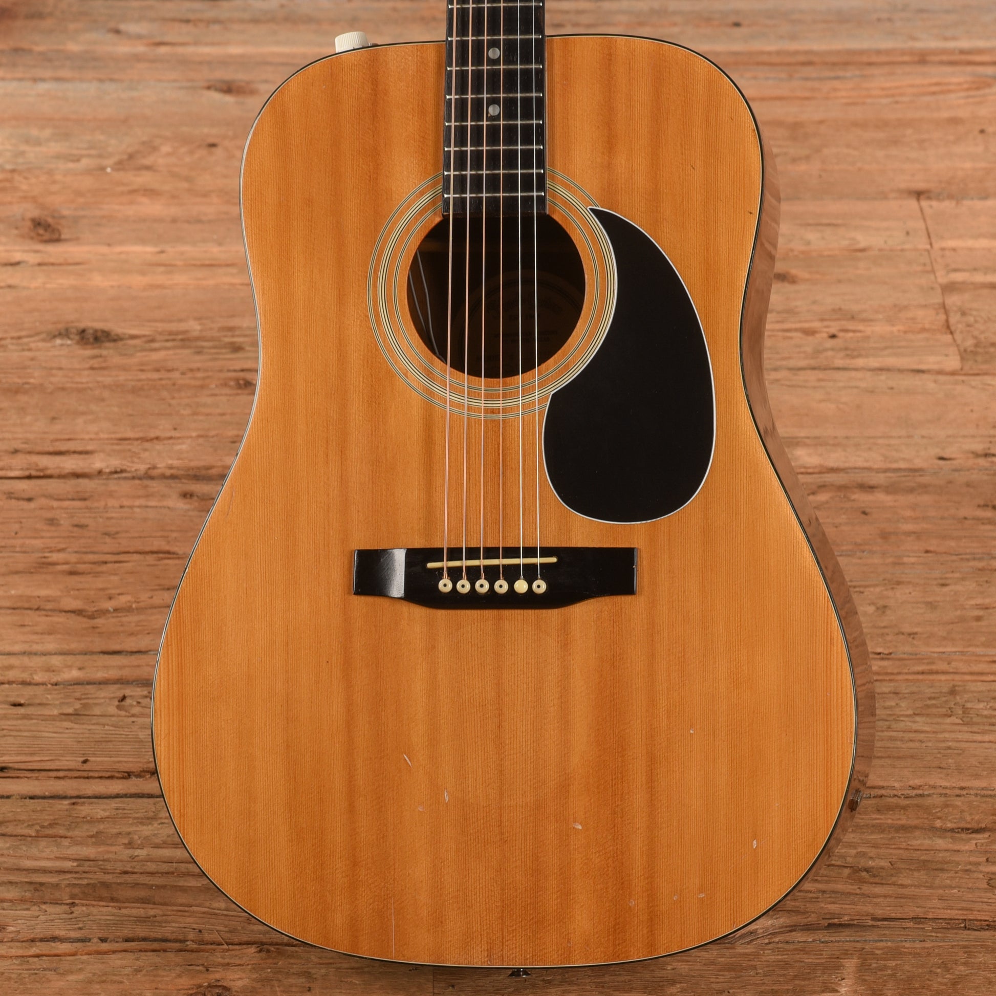 Hondo H-18E Natural Acoustic Guitars