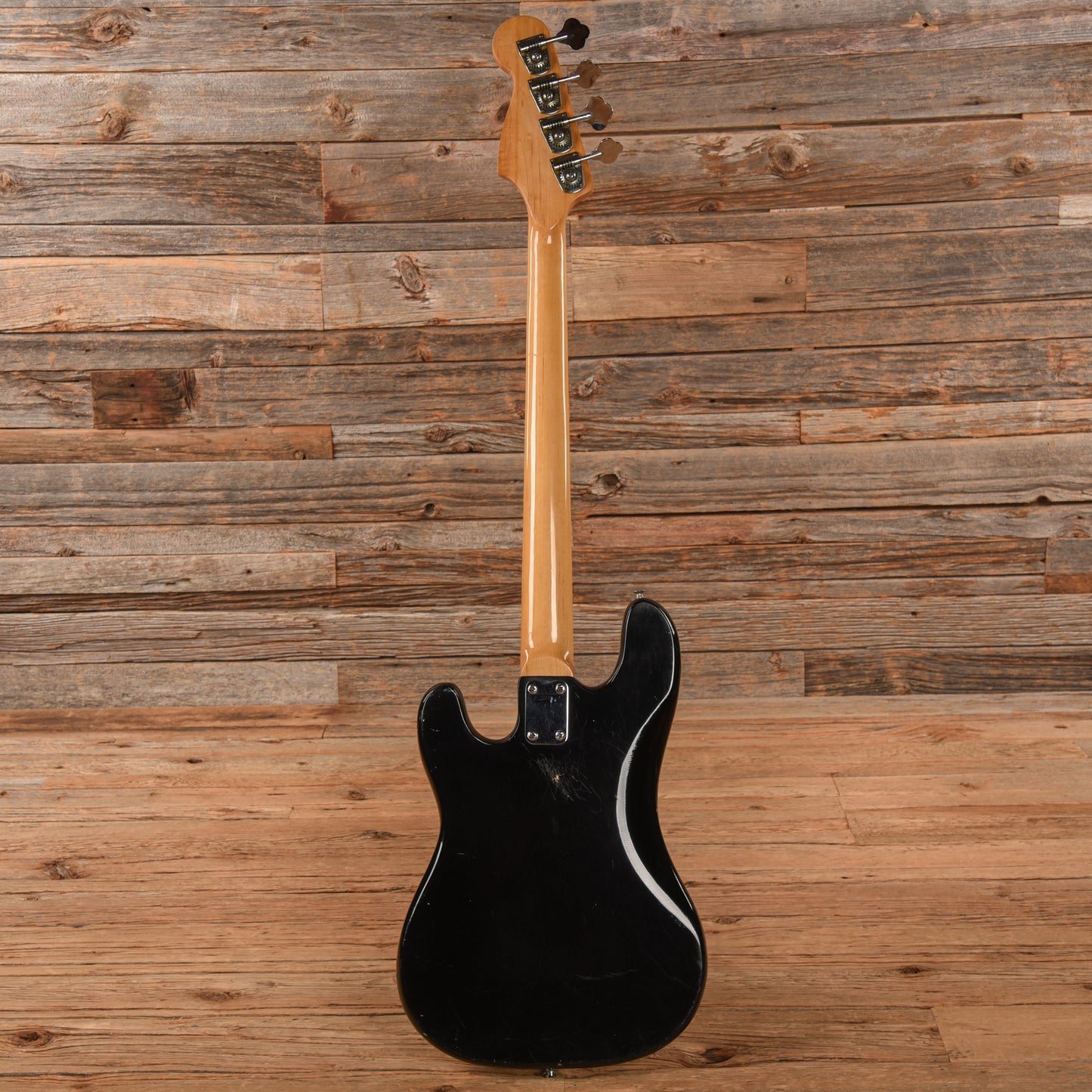 Hondo II Bass Black Bass Guitars / 4-String