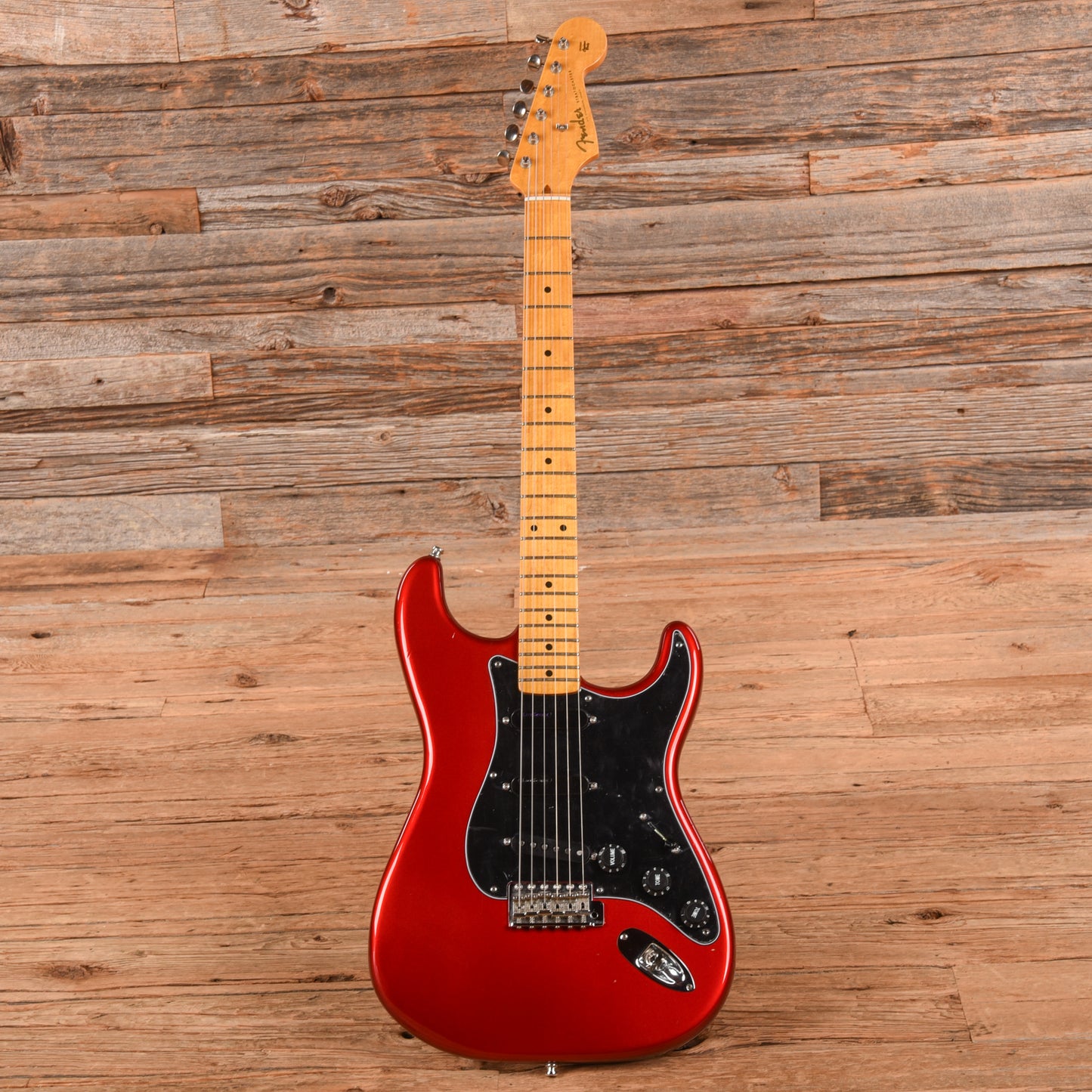 Fender American Vintage Hot Rod '57 Stratocaster Candy Apple Red 2011