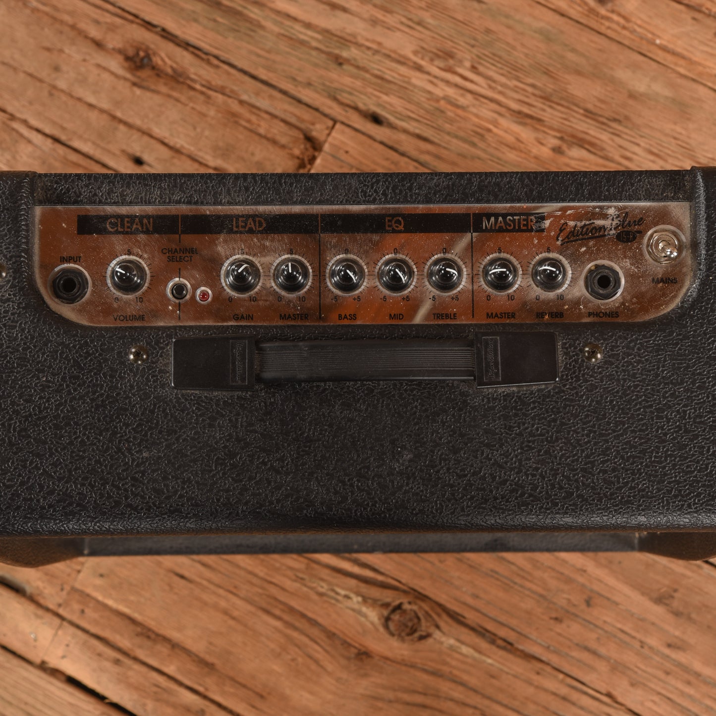 Hughes & Kettner Edition Blue 15R 2-Channel 15-Watt 1x8" Guitar Combo Amps / Guitar Amps / Guitar Cabinets