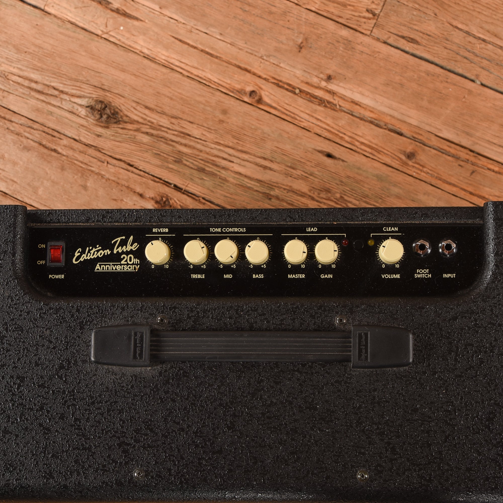 Hughes & Kettner Edition Tube 20th Anniversary 2-Channel 20-Watt 1x12