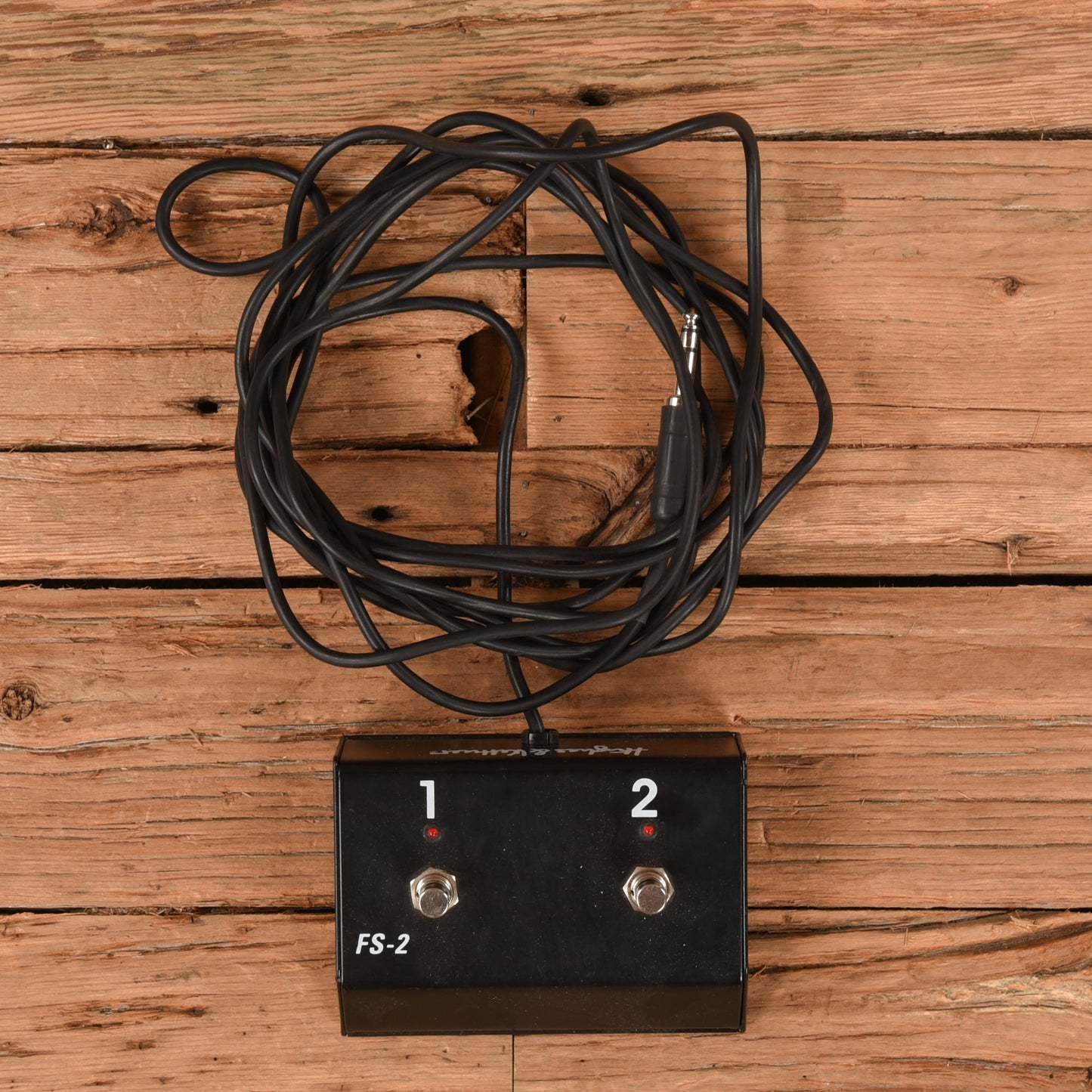 Hughes & Kettner TubeMeister 18 2-Channel 18-Watt Guitar Amp Head Amps / Guitar Amps / Guitar Cabinets
