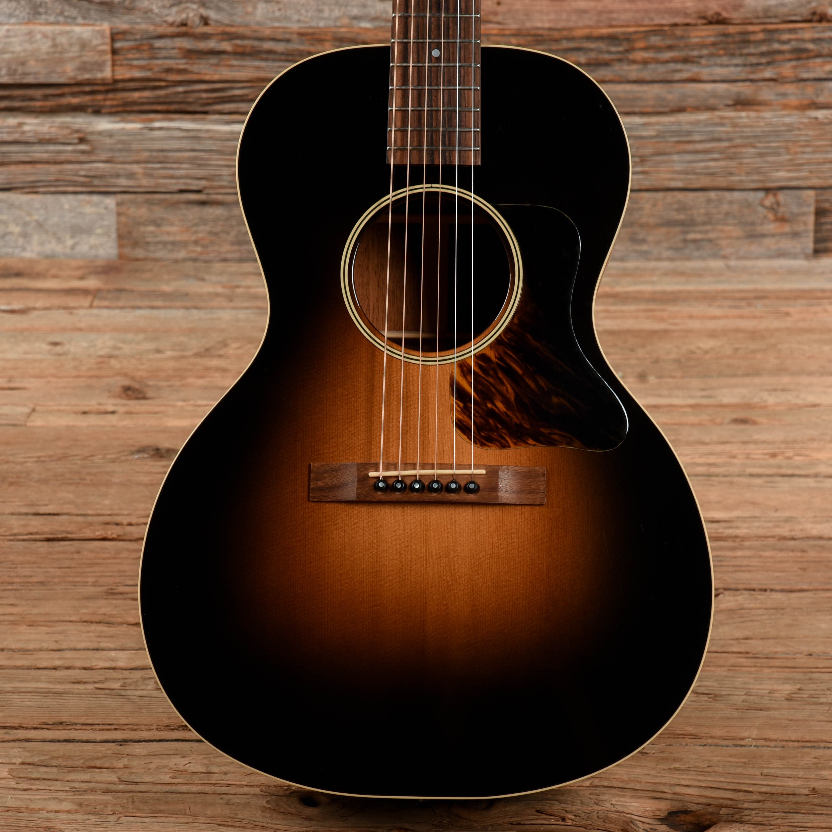 Huss & Dalton Crossroads Sunburst 2013 Acoustic Guitars / Concert