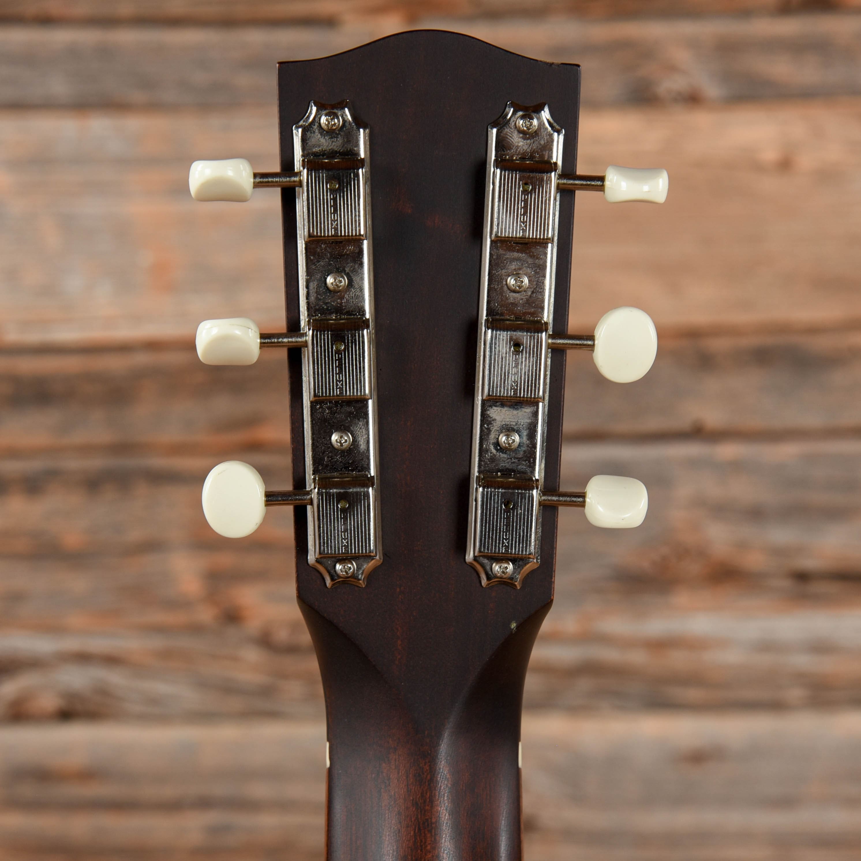 Huss & Dalton Crossroads Sunburst 2013 Acoustic Guitars / Concert