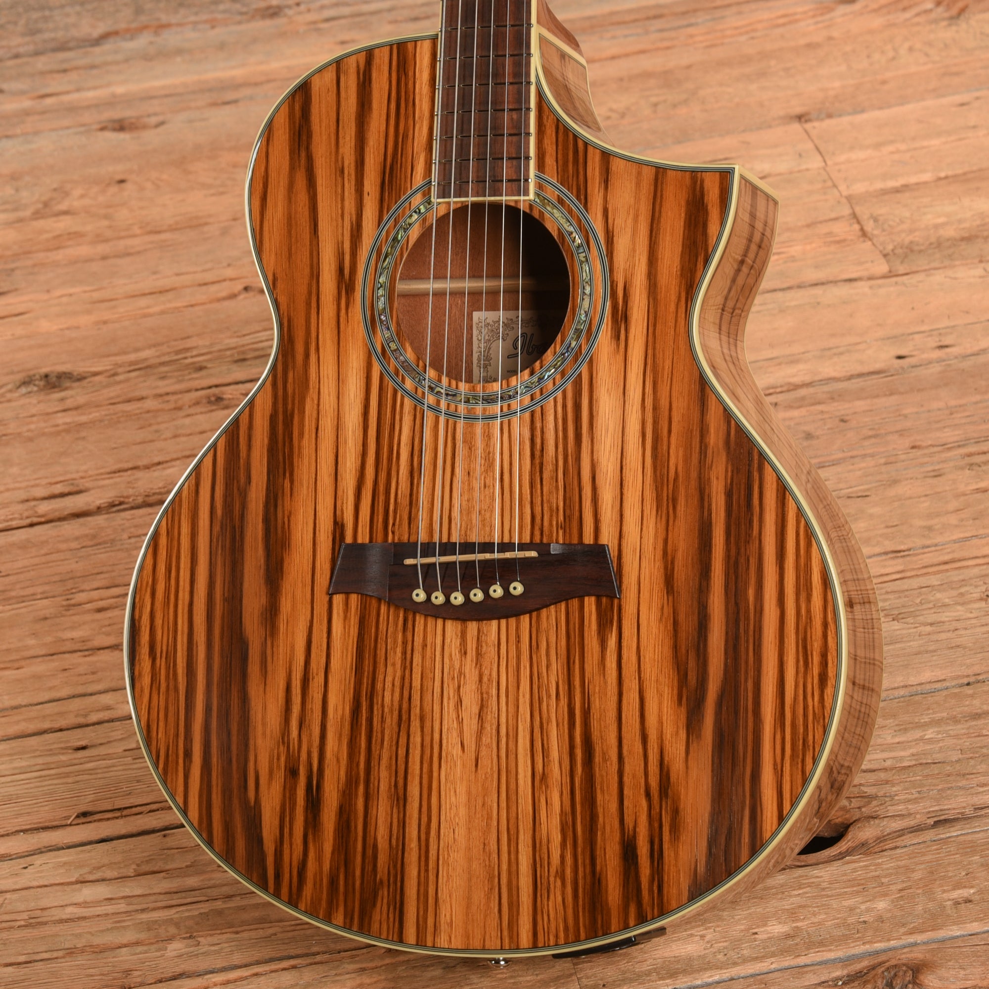 Ibanez EW20ZWE-NT1203 Natural Acoustic Guitars / OM and Auditorium