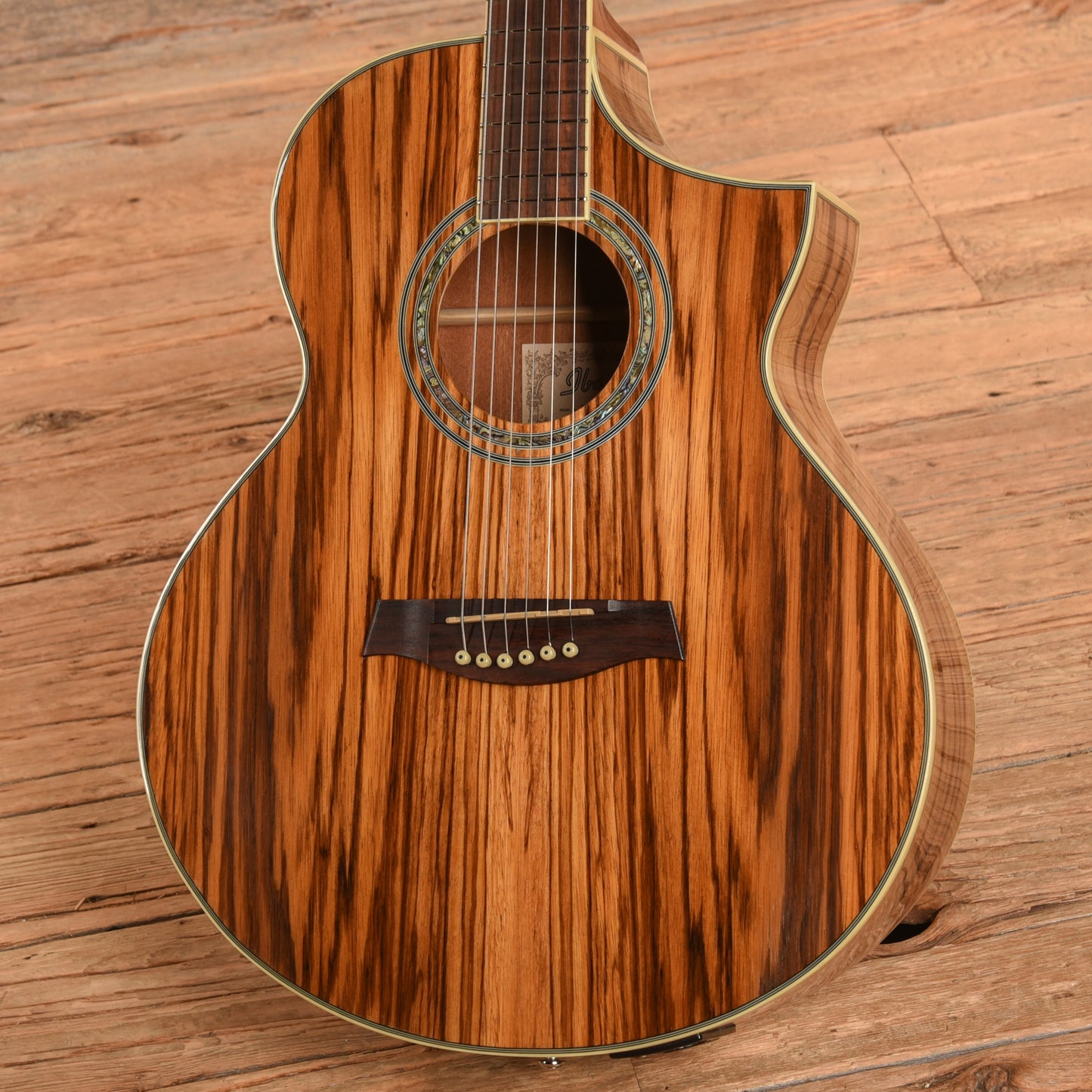 Ibanez EW20ZWE-NT1203 Natural Acoustic Guitars / OM and Auditorium