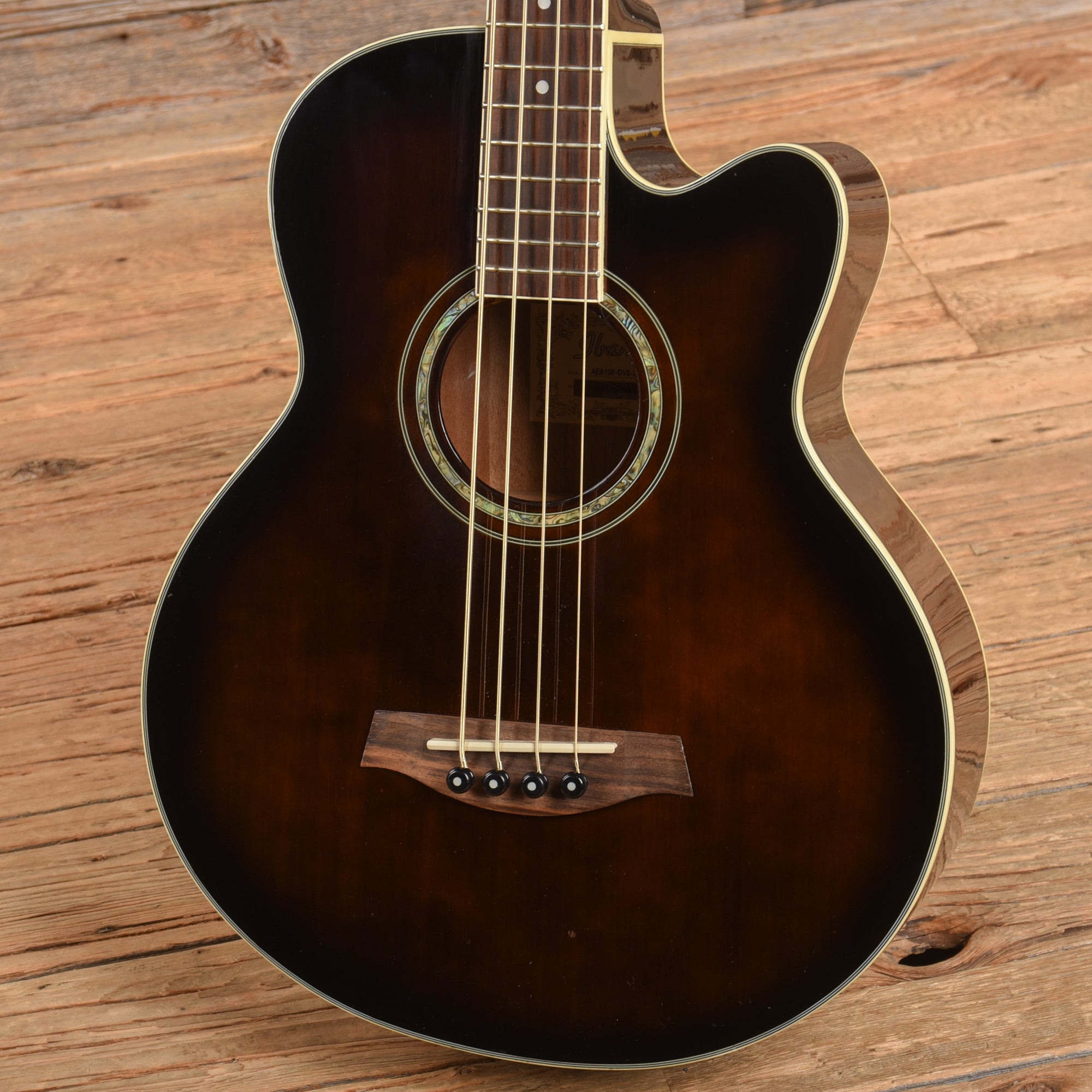 Ibanez AEB10E Bass Guitars / 4-String