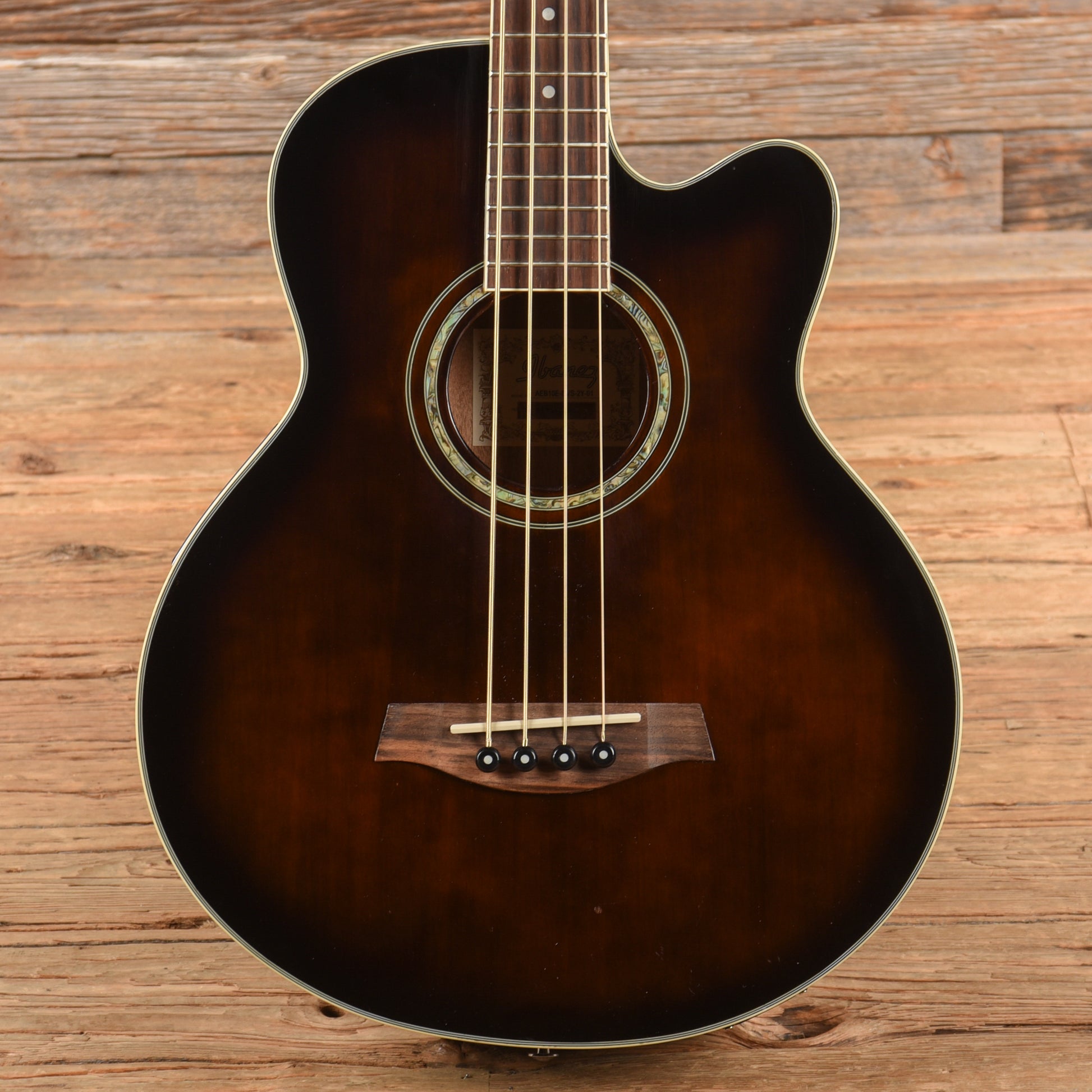 Ibanez AEB10E Bass Guitars / 4-String
