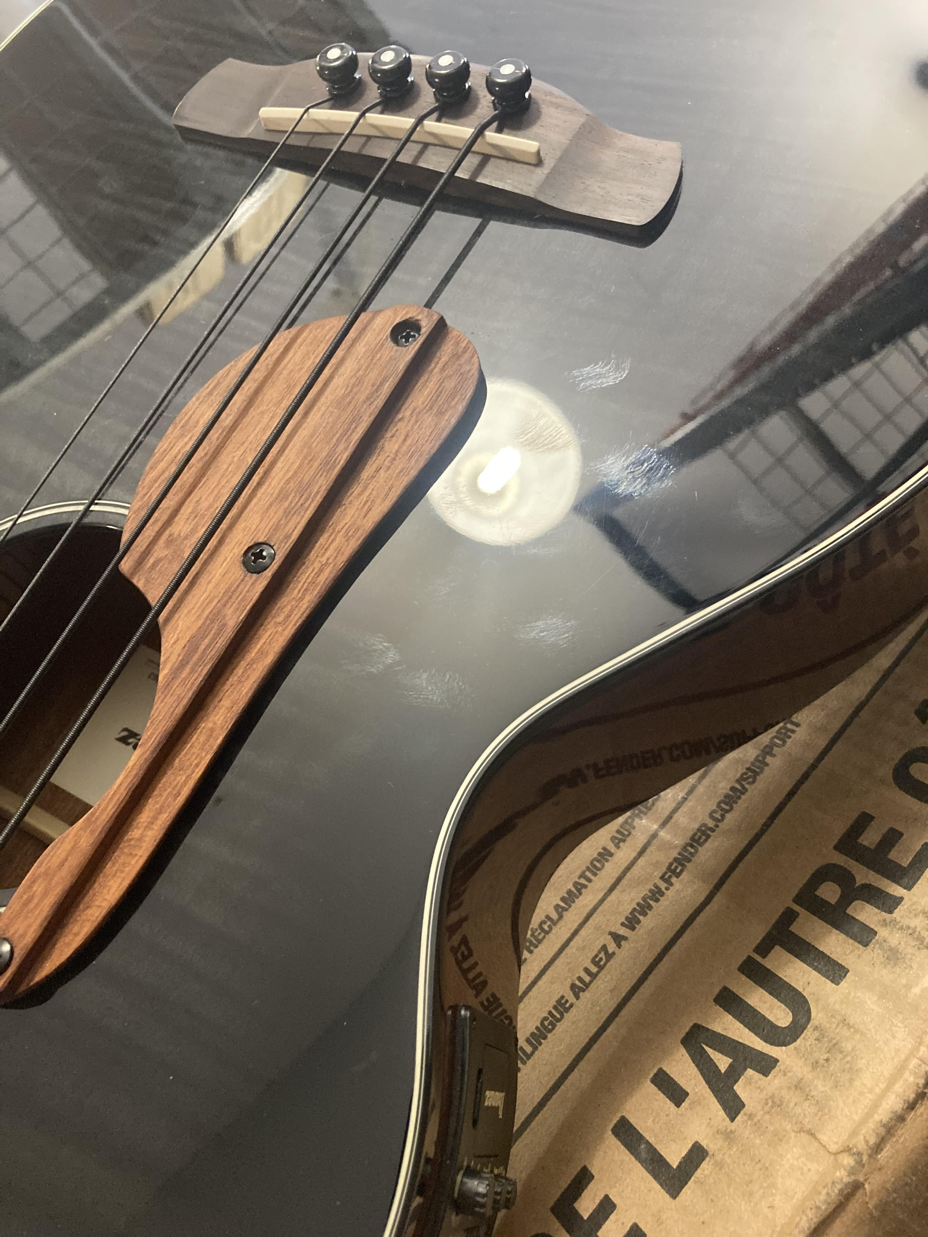 Ibanez AEGB25ETKH Acoustic-Electric Guitar AEG Transparent Black Sunburst High Gloss Bass Guitars / 4-String