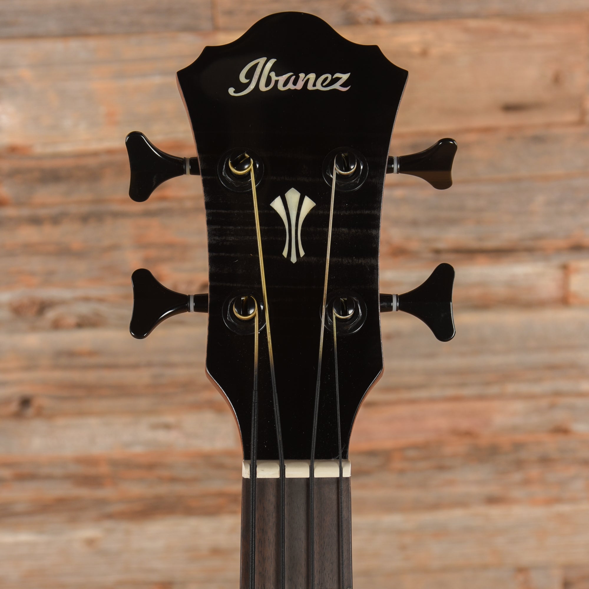 Ibanez AEGB25ETKH Acoustic-Electric Guitar AEG Transparent Black Sunburst High Gloss Bass Guitars / 4-String
