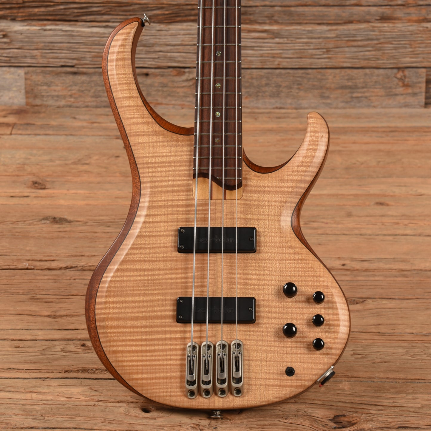 Ibanez BTB1000E Natural 2002 Bass Guitars / 4-String