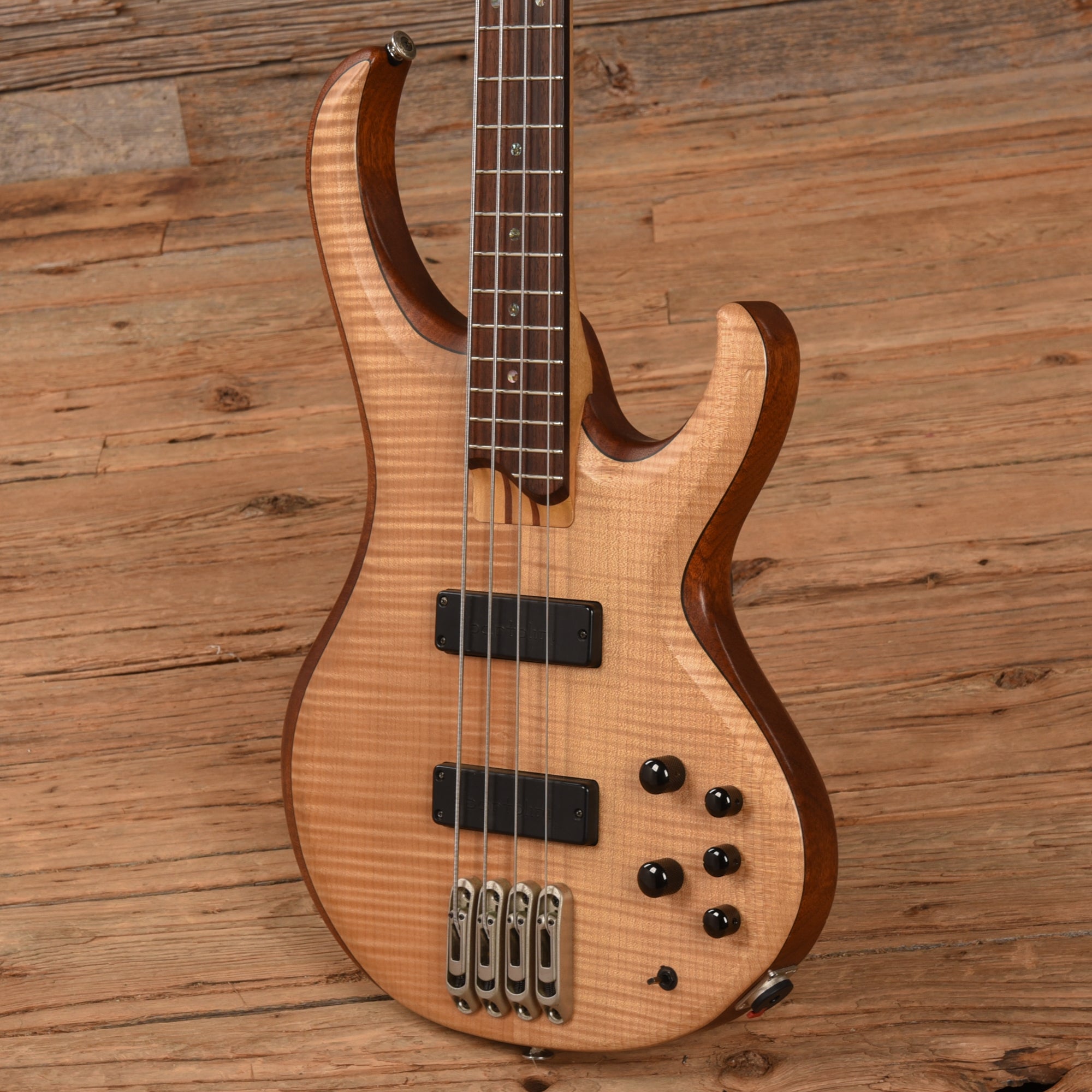 Ibanez BTB1000E Natural 2002 Bass Guitars / 4-String