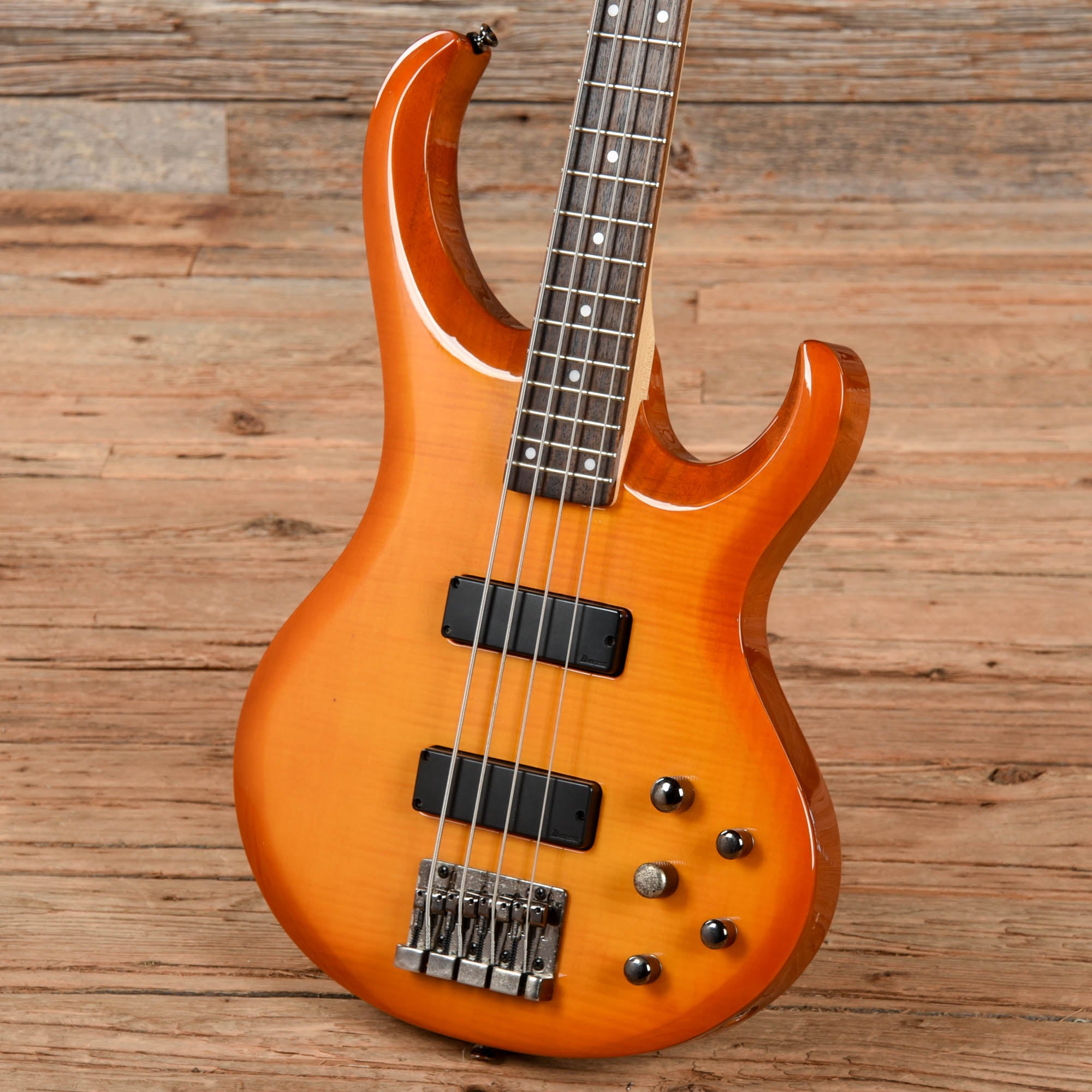 Ibanez BTB300 FM Sunburst 2000 Bass Guitars / 4-String