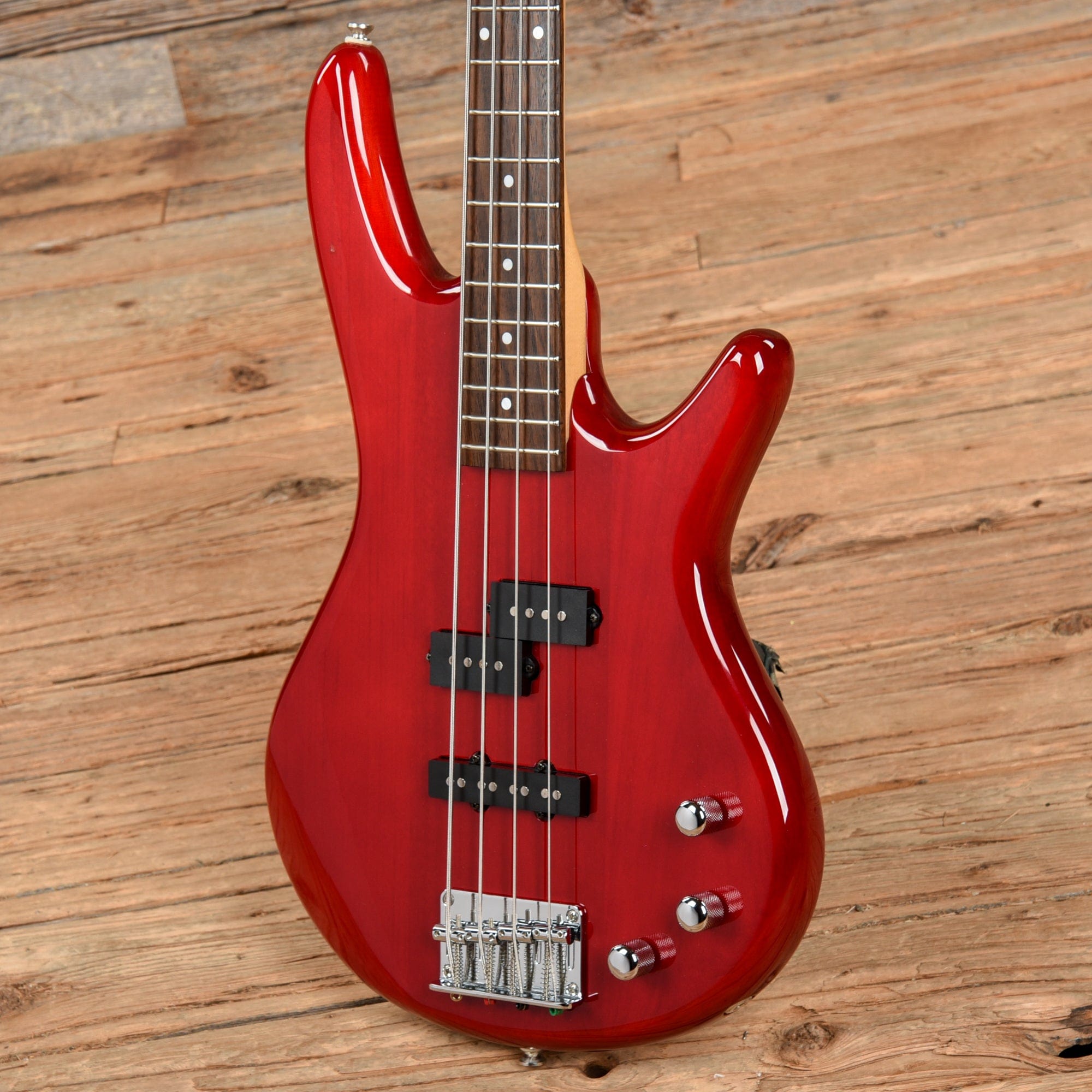 Ibanez GSR200 Red 2002 – Chicago Music Exchange