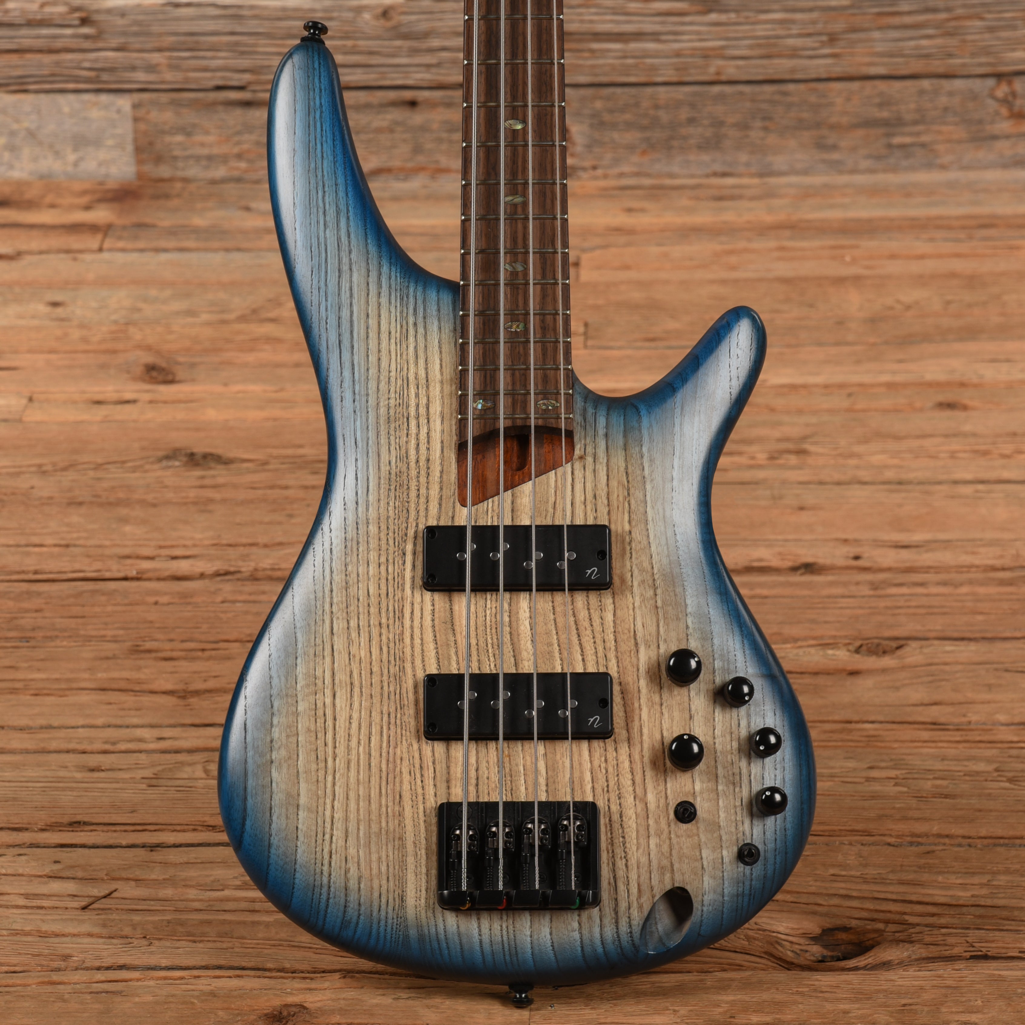 Ibanez SR600E Cosmic Blue Starburst Flat 2023 Bass Guitars / 4-String