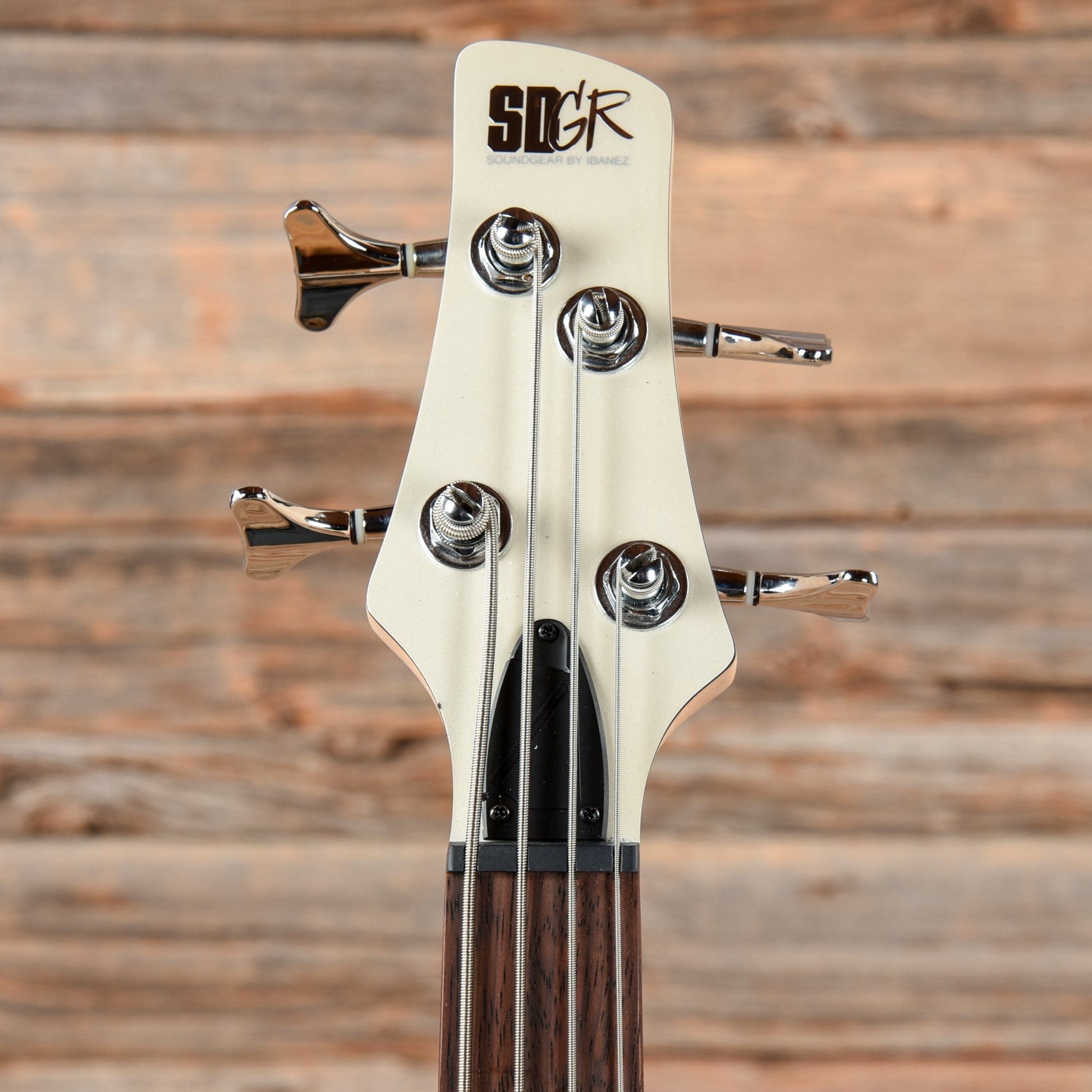 Ibanez SRMD200D Mezzo SR Standard White Bass Guitars / 4-String