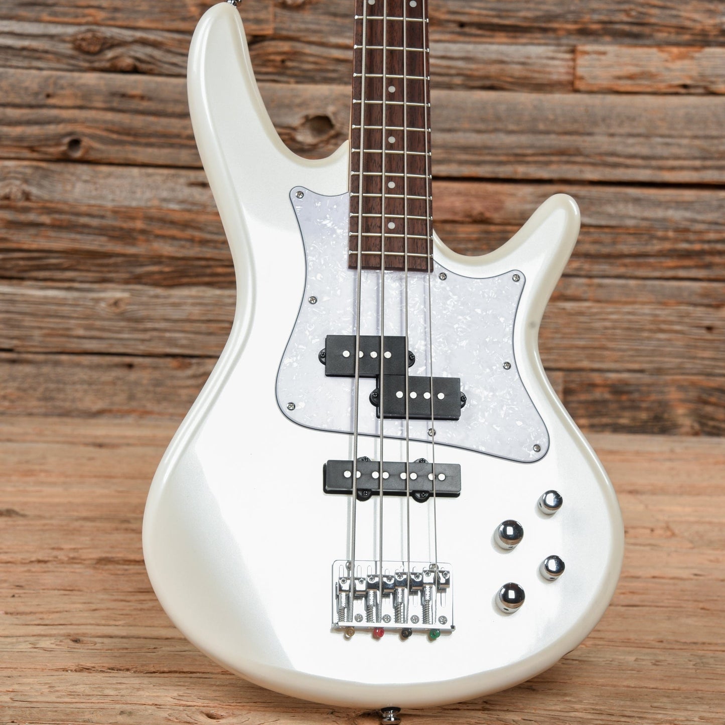 Ibanez SRMD200D Mezzo SR Standard White Bass Guitars / 4-String