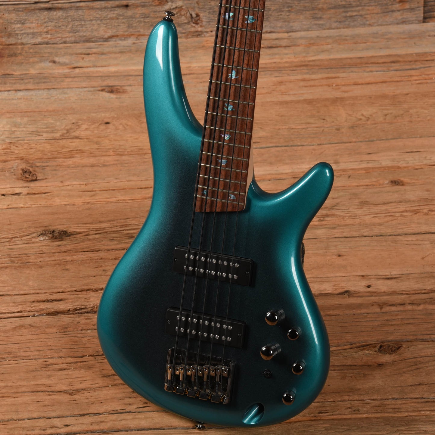 Ibanez SR305E Soundgear Cerulean Aura Burst Bass Guitars / 5-String or More