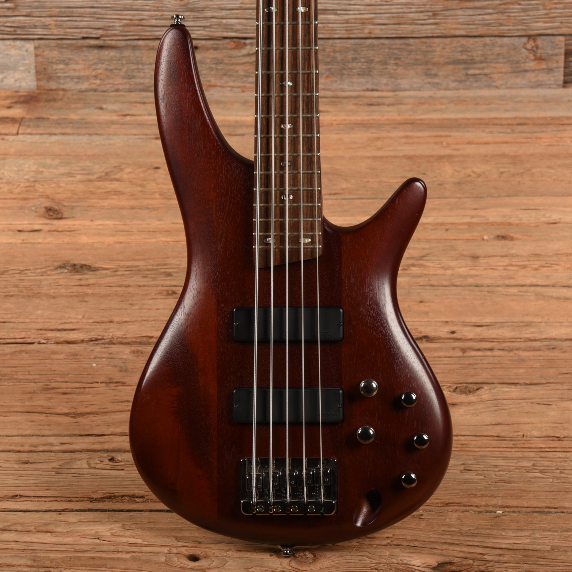 Ibanez SR550 Brown Bass Guitars / 5-String or More