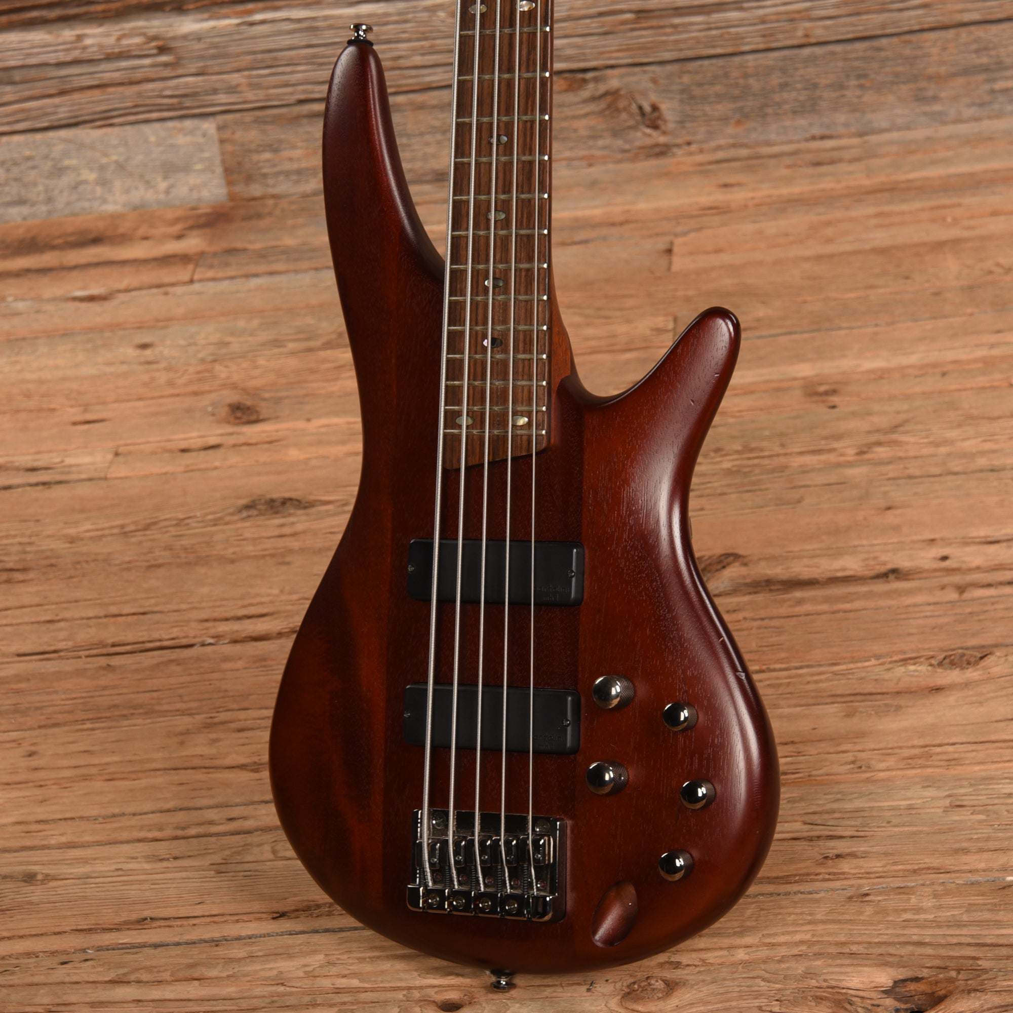 Ibanez SR550 Brown Bass Guitars / 5-String or More