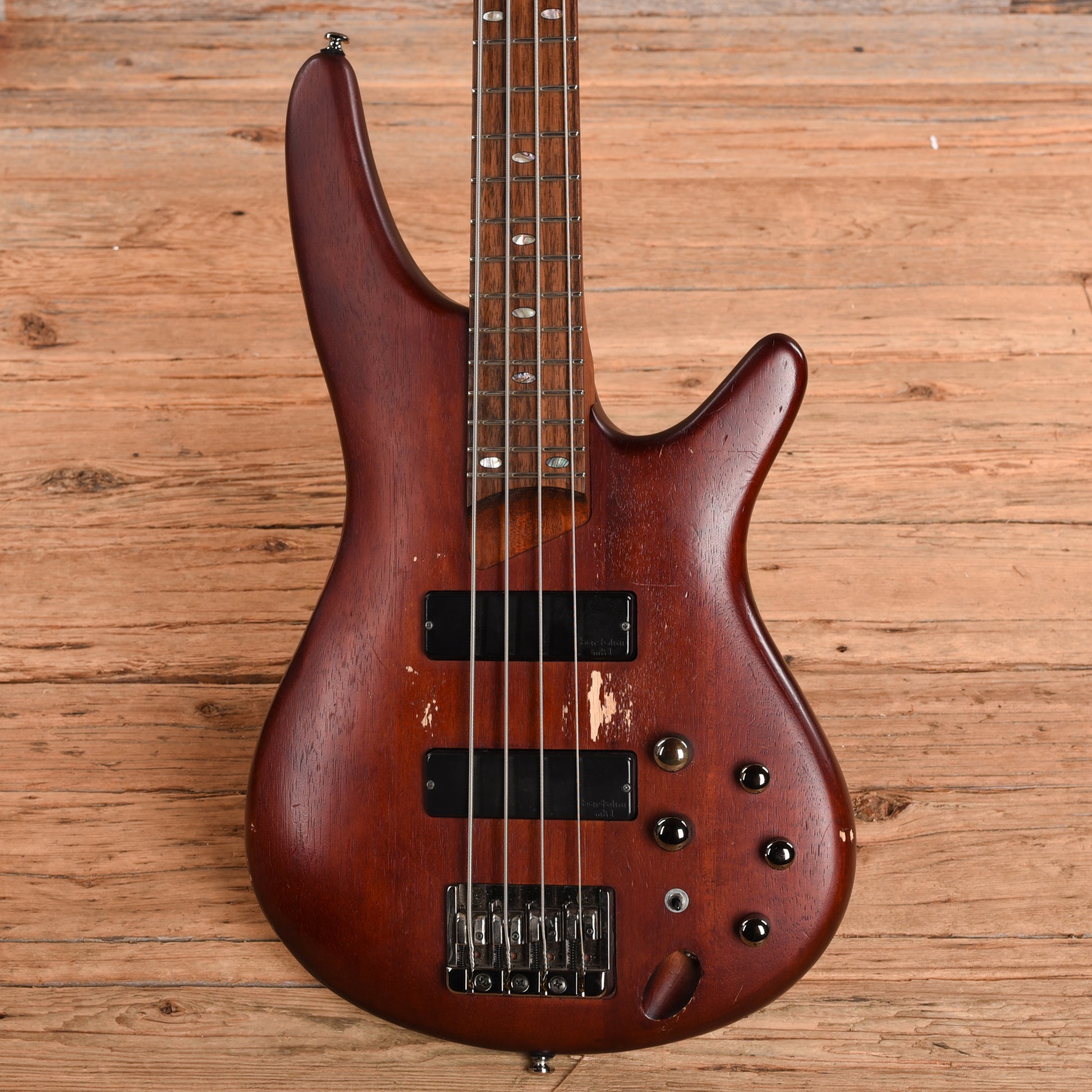Ibanez SR 500 Walnut Satin 2011 Bass Guitars