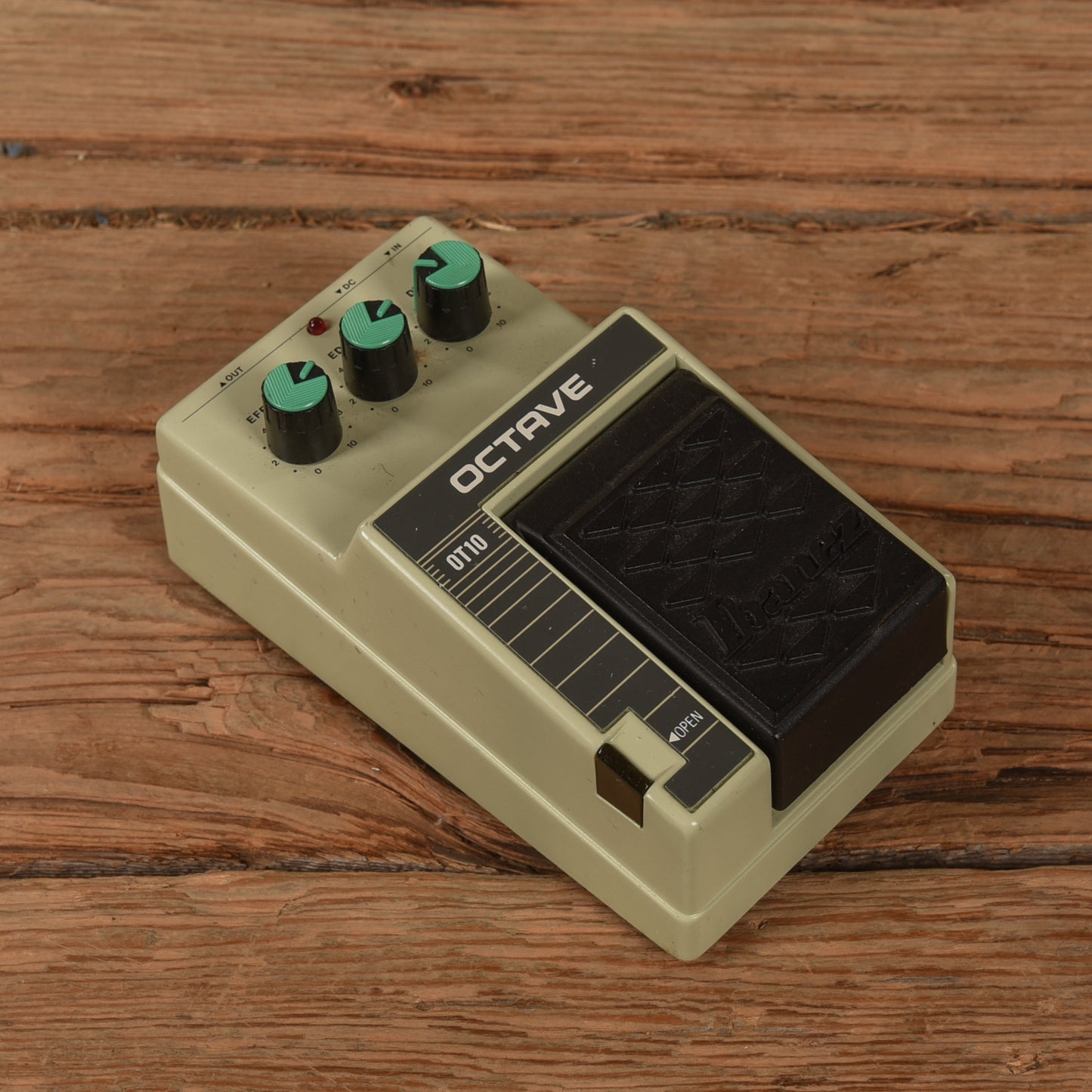 Ibanez OT-10 Effects and Pedals / Octave and Pitch