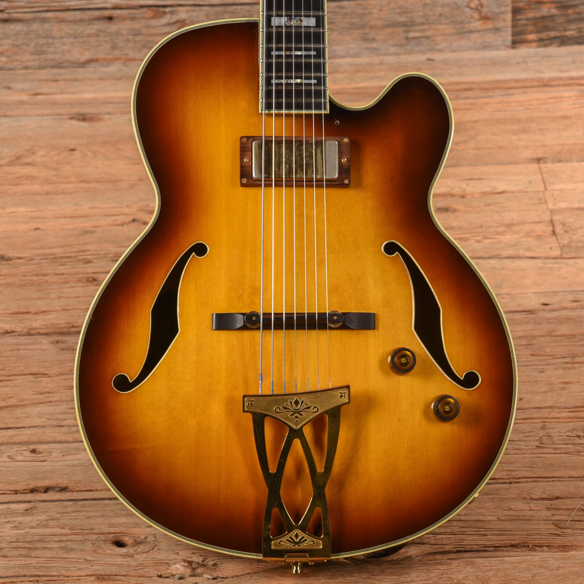 Ibanez AAF207 Sunburst Electric Guitars / Hollow Body