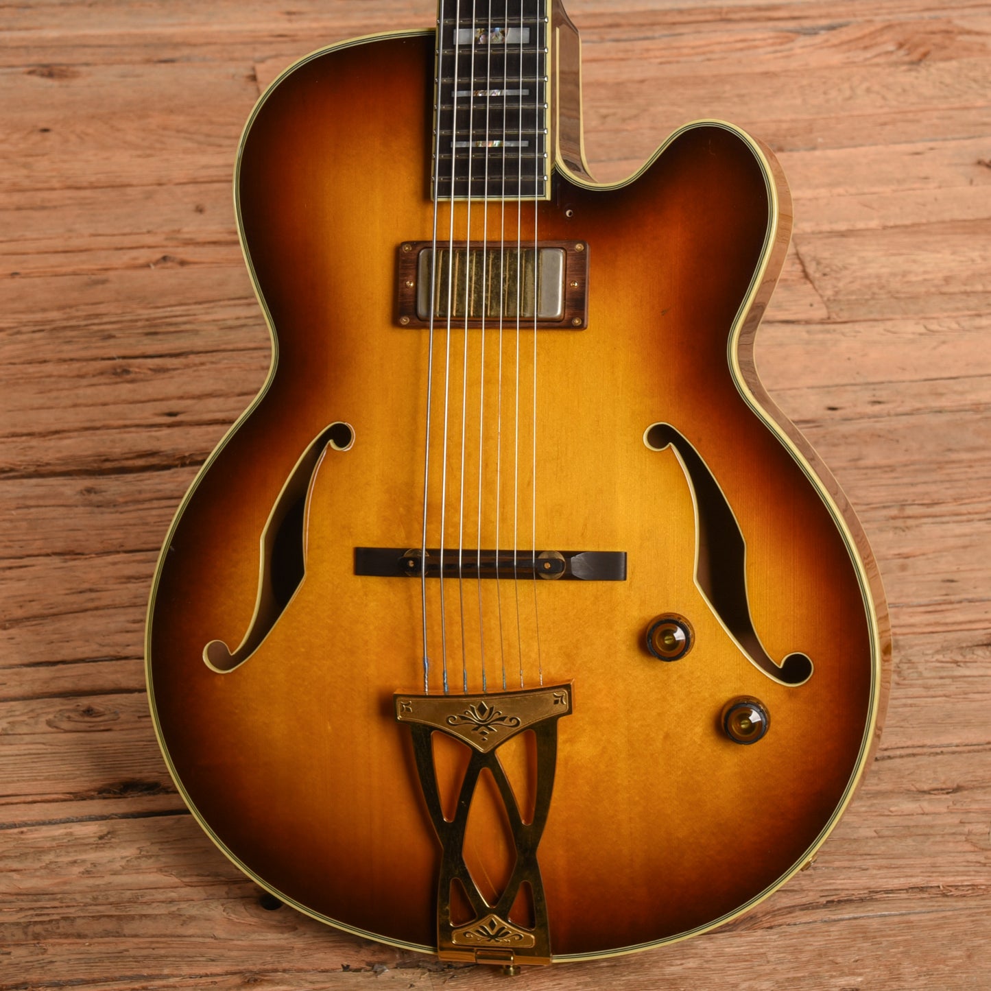 Ibanez AAF207 Sunburst Electric Guitars / Hollow Body