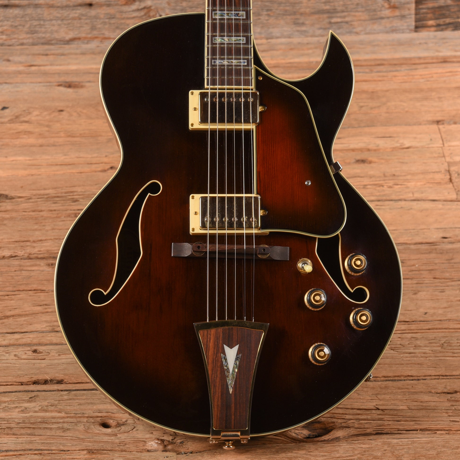Ibanez AK95 Dark Violin Sunburst 2012 Electric Guitars / Hollow Body