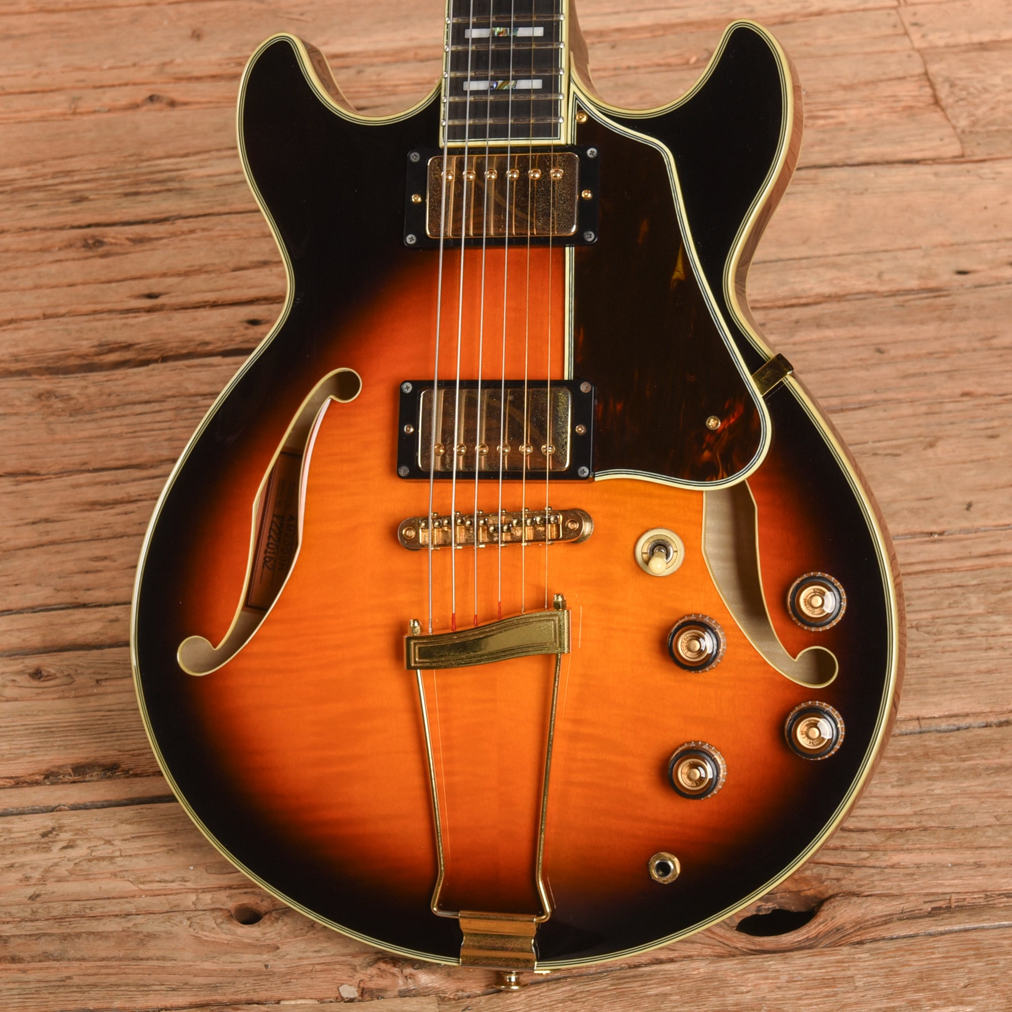 Ibanez AM2000H Sunburst Electric Guitars / Hollow Body