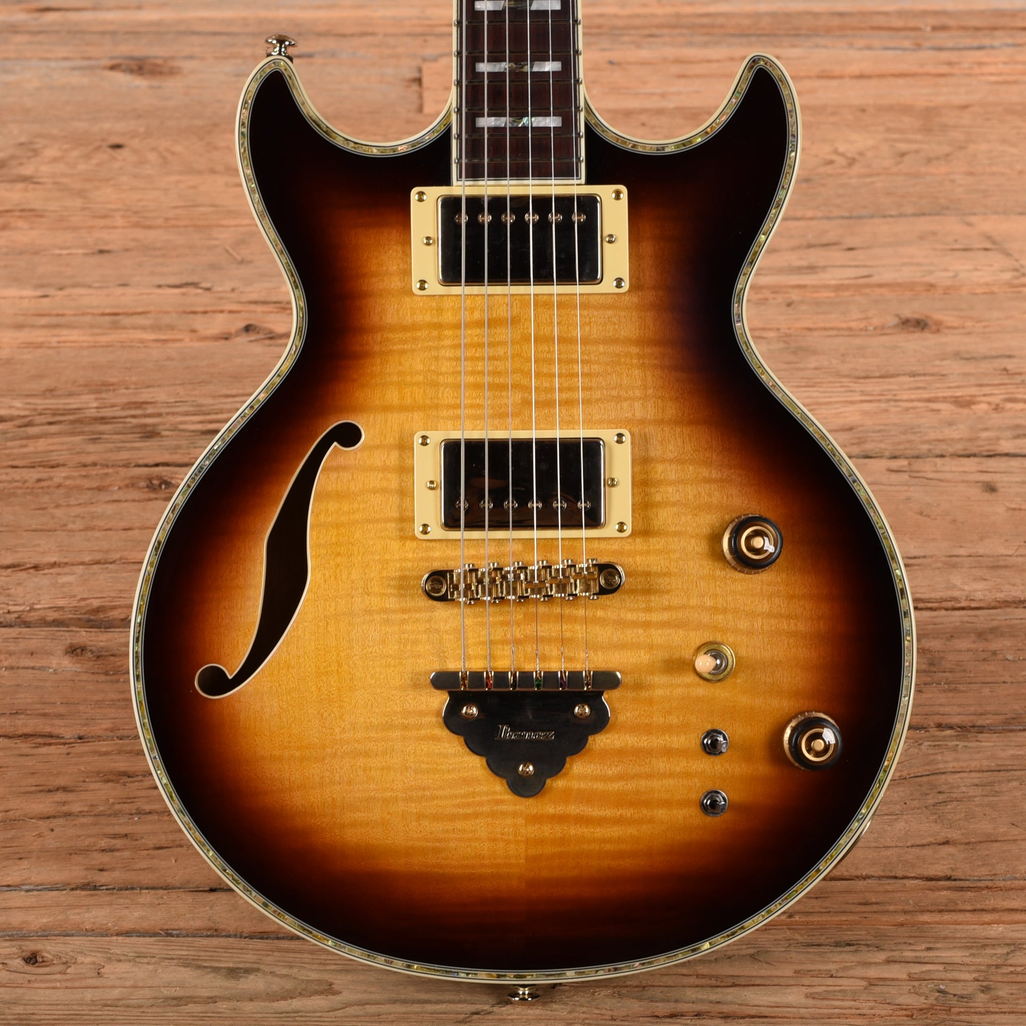 Ibanez AR520HFM Artist Sunburst Electric Guitars