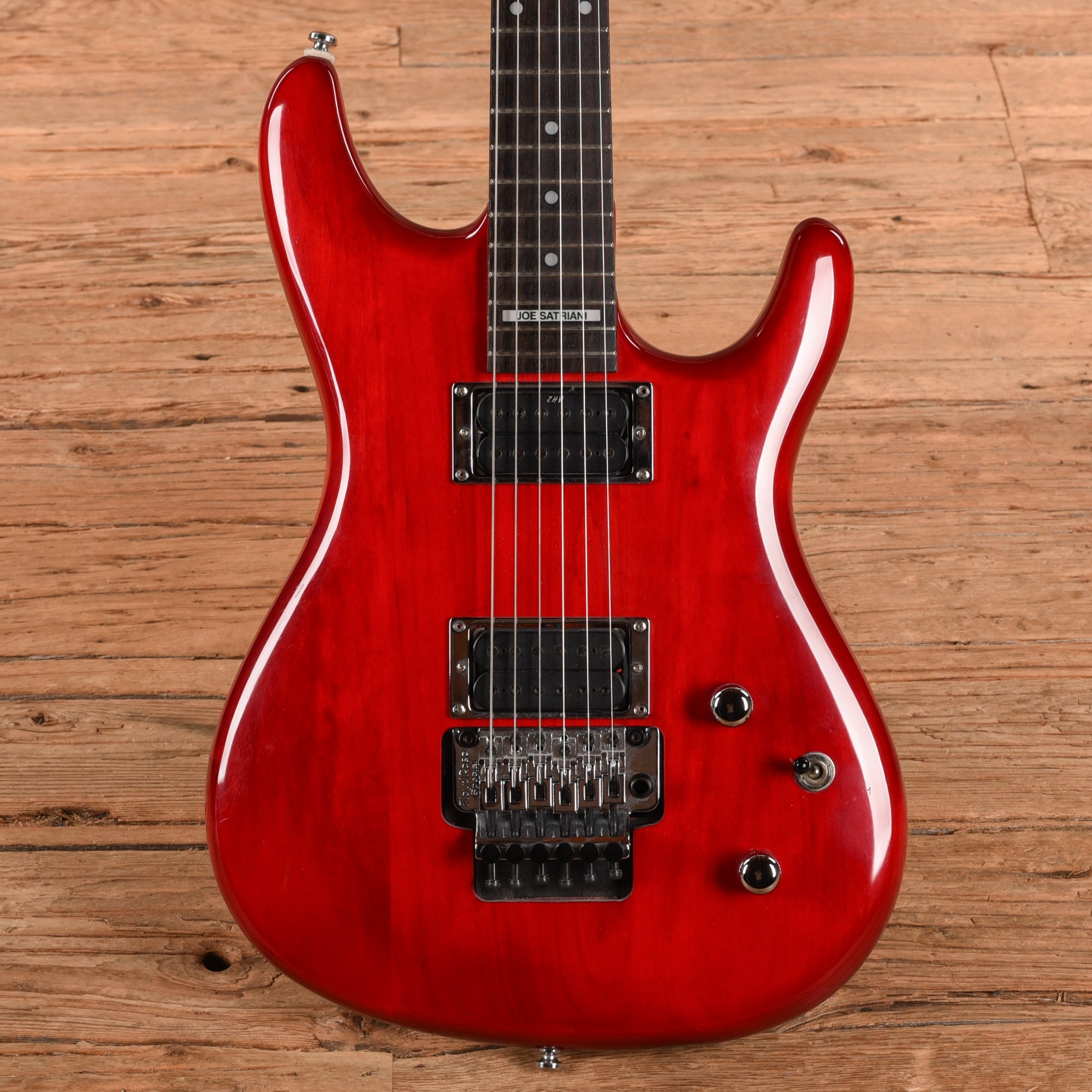 Ibanez JS100 Joe Satriani Signature Red 2000 Electric Guitars
