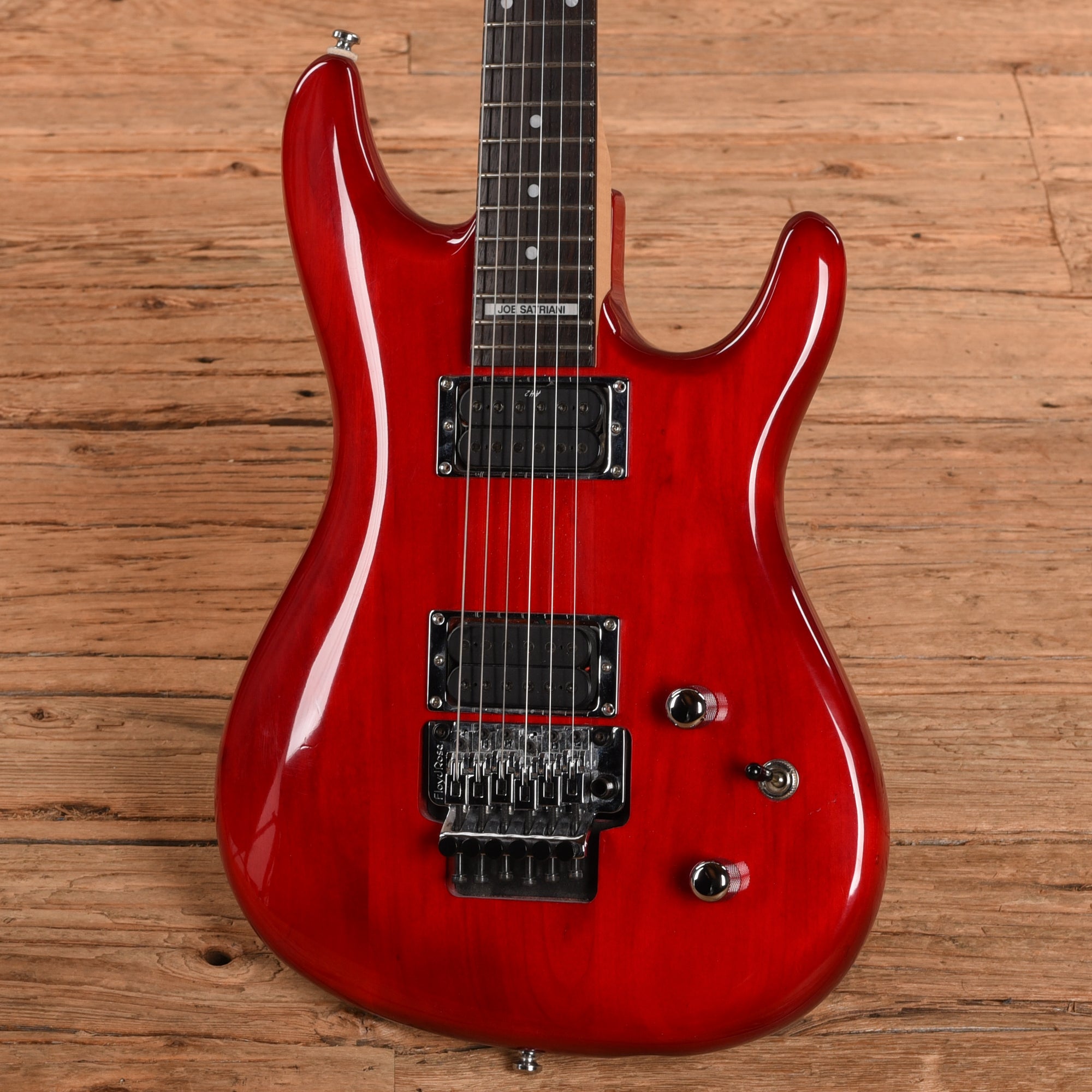 Ibanez JS100 Joe Satriani Signature Red 2000 Electric Guitars