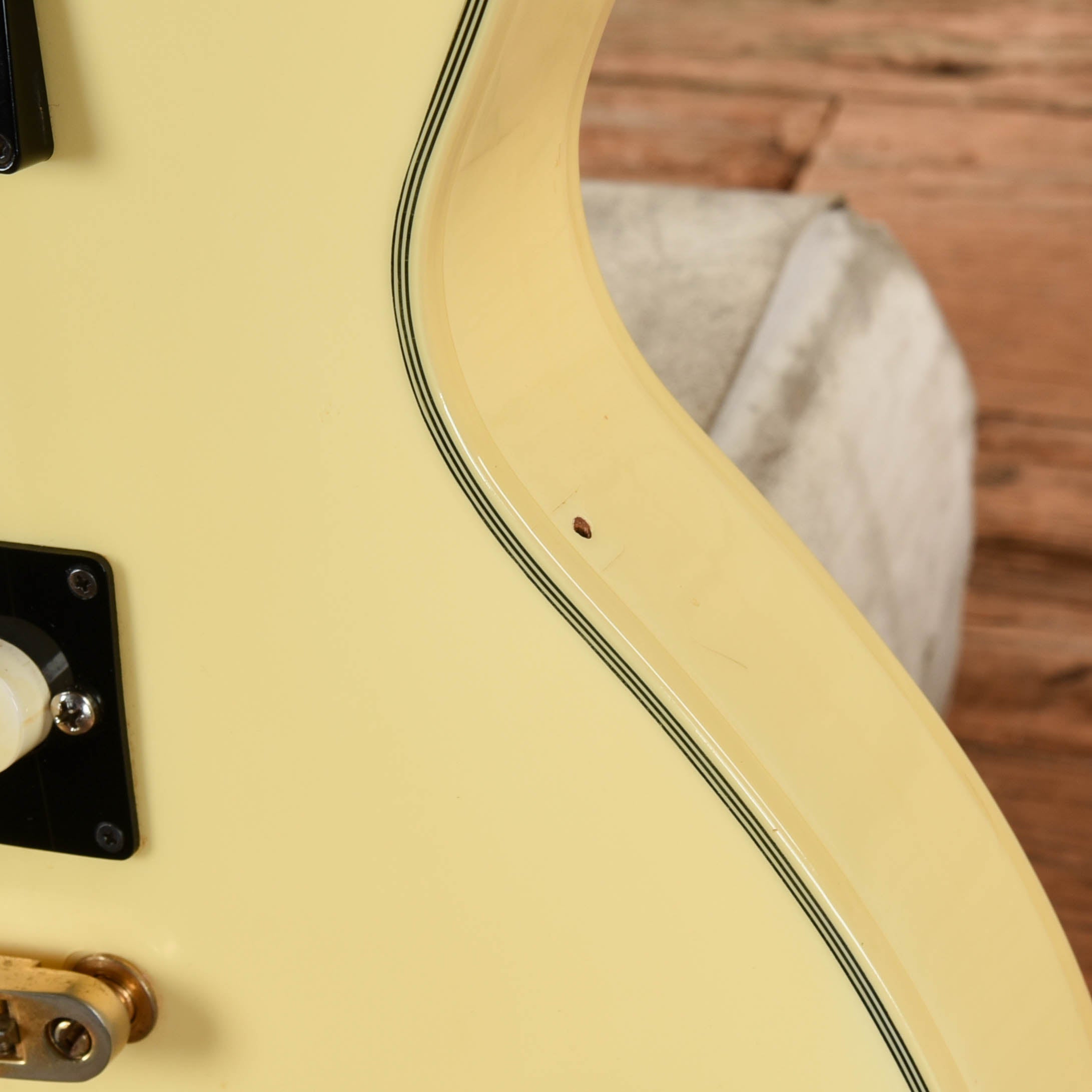 Ibanez Singlecut Style Electric White 1970s Electric Guitars