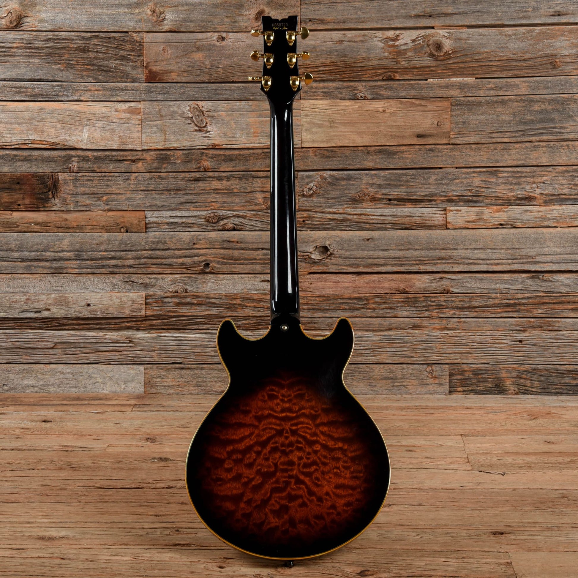 Ibanez Artist AM-205 Violin Burst 1985 Electric Guitars / Semi-Hollow