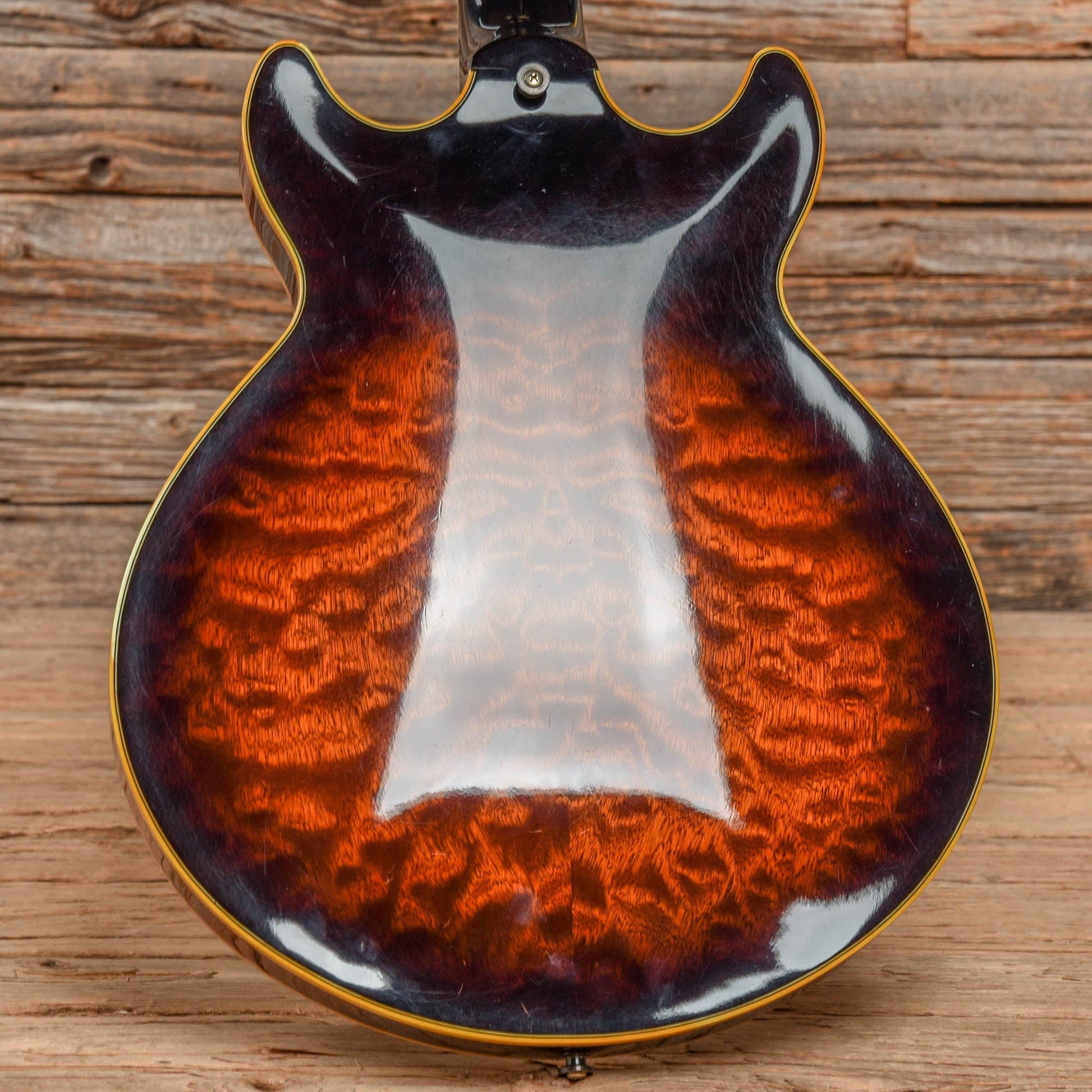 Ibanez Artist AM-205 Violin Burst 1985 Electric Guitars / Semi-Hollow