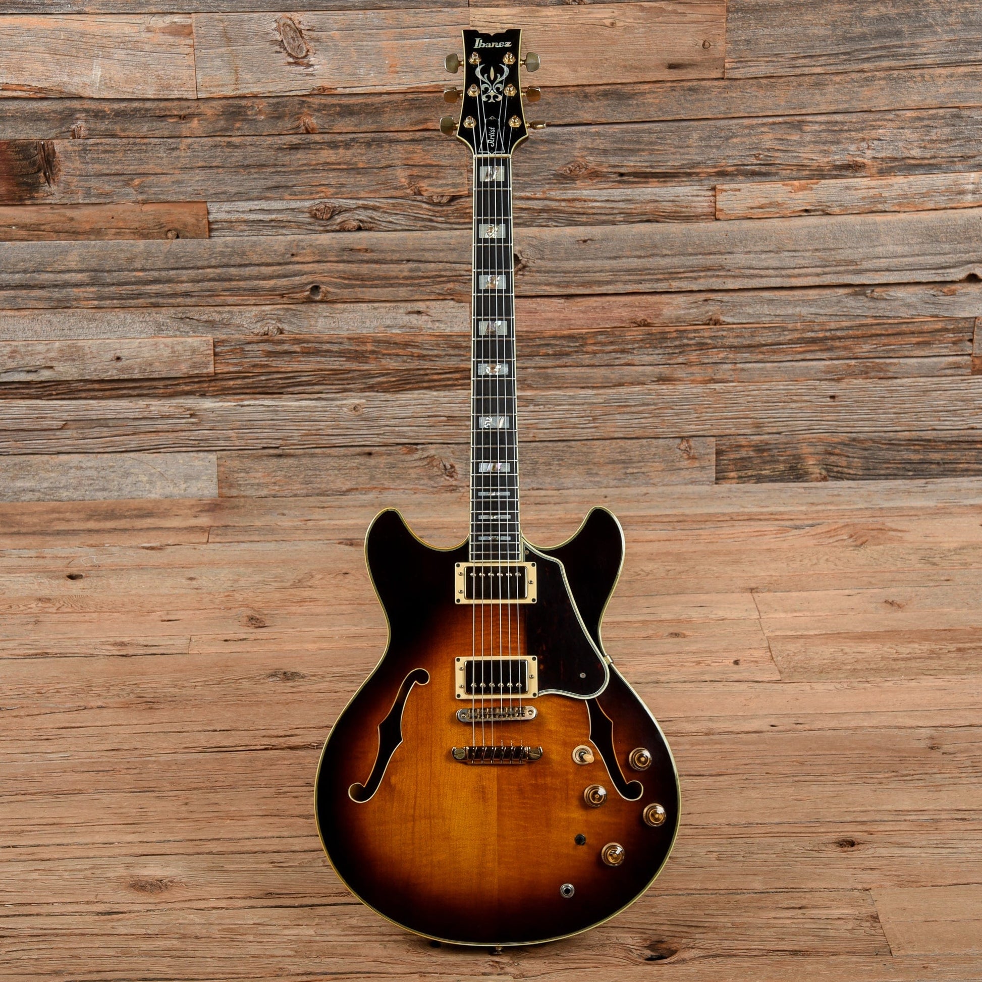 Ibanez Artist AS-200 Sunburst 1981 Electric Guitars / Semi-Hollow