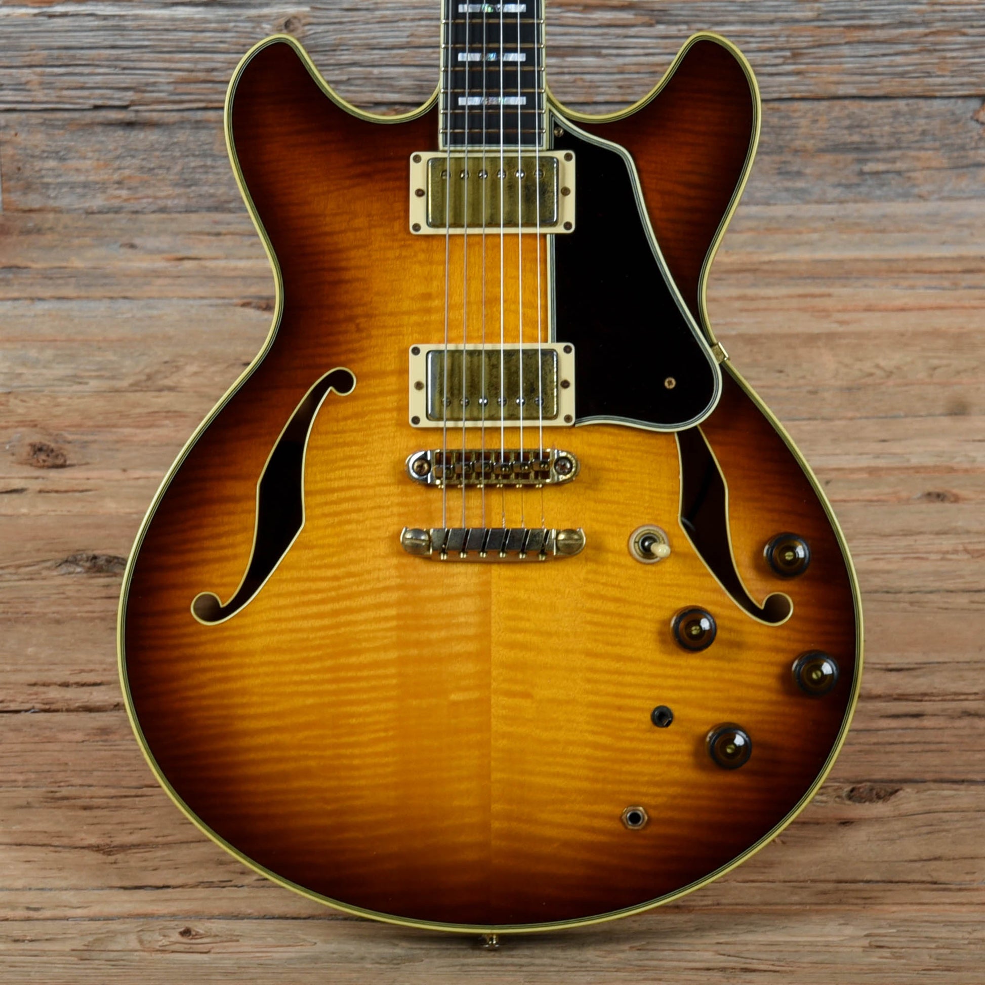 Ibanez AS200 Sunburst 2002 Electric Guitars / Semi-Hollow