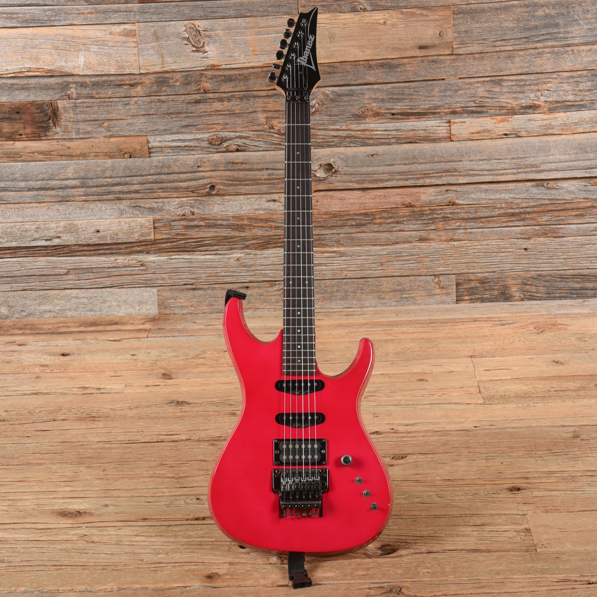 Ibanez 540P Magenta 1980s Electric Guitars / Solid Body
