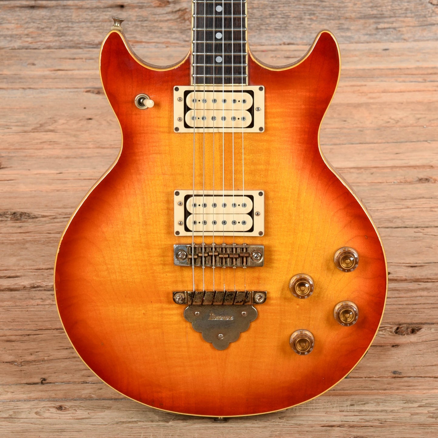 Ibanez AR100 Artist Cherry Sunburst 1980 Electric Guitars / Solid Body
