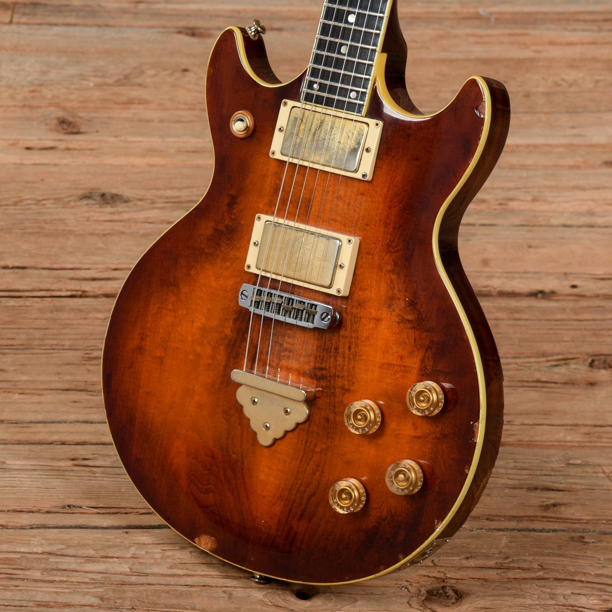 Ibanez AR100 Artist Sunburst 1987 Electric Guitars / Solid Body