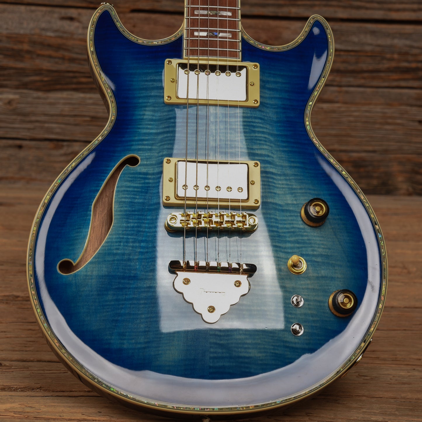Ibanez AR520HFM Artist Light Blue Burst Electric Guitars / Solid Body