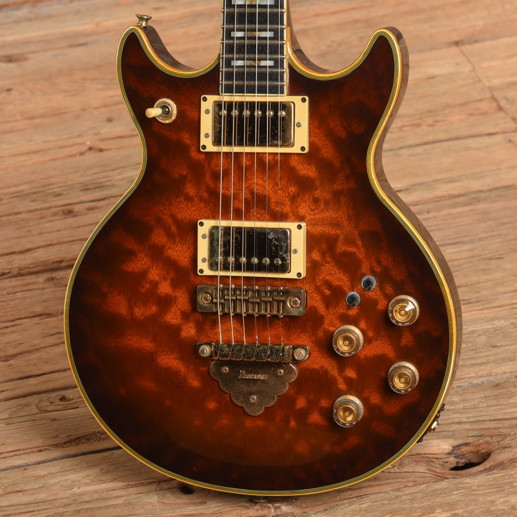 Ibanez Artist AR300 Violin Burst 1981 Electric Guitars / Solid Body