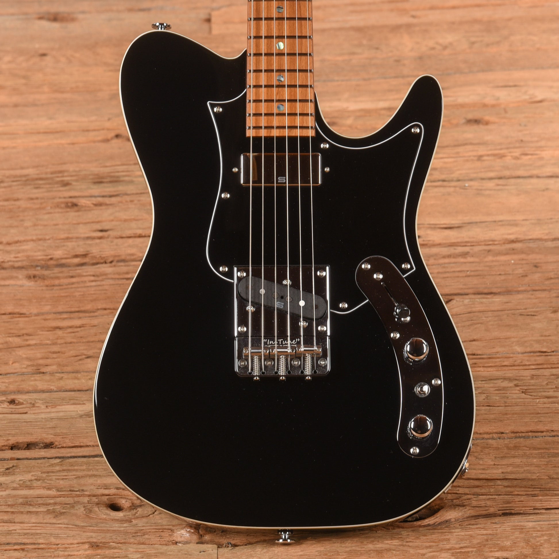 Ibanez AZS2209B Prestige Black 2023 Electric Guitars / Solid Body