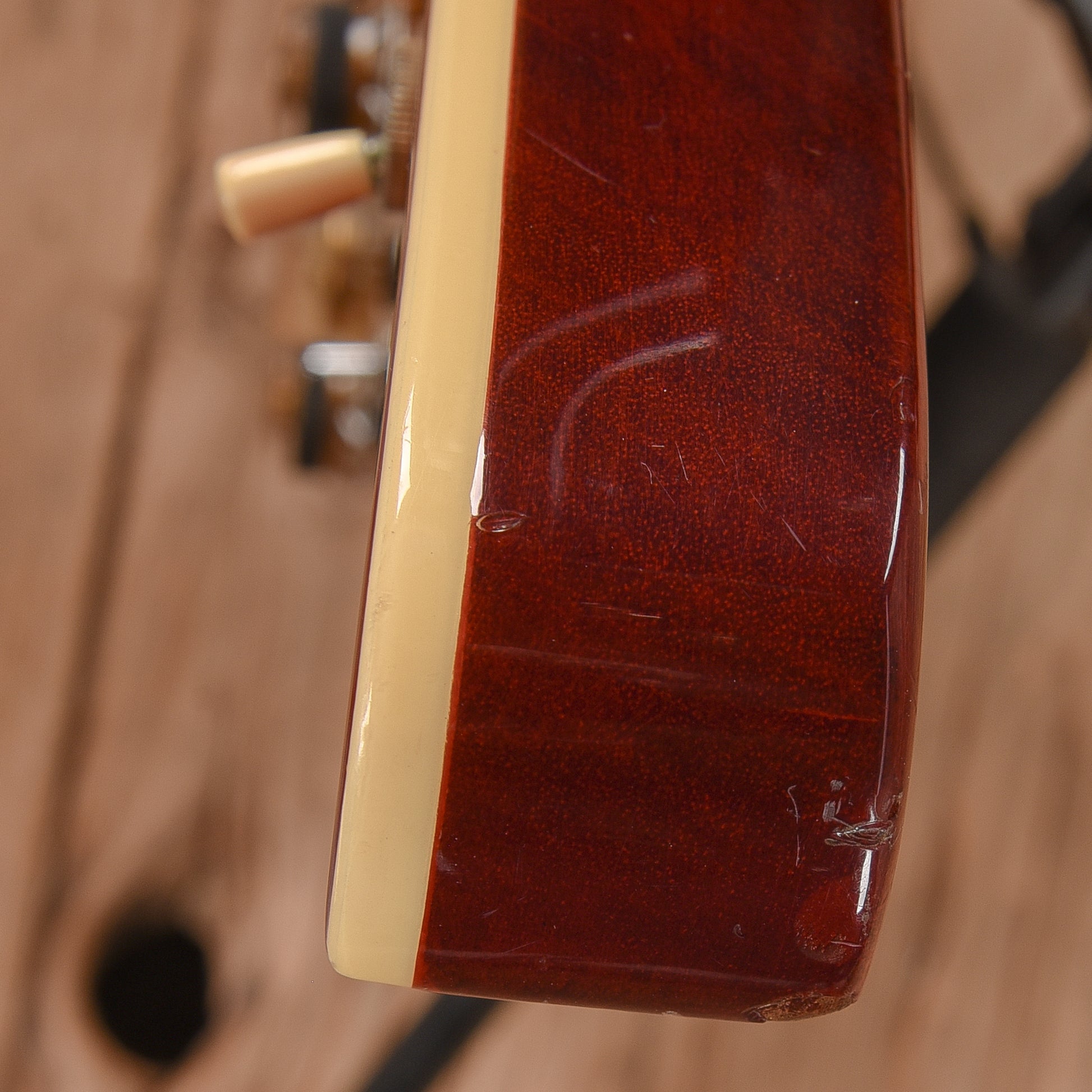 Ibanez Destroyer II DT400 Cherry Sunburst 1981 Electric Guitars / Solid Body