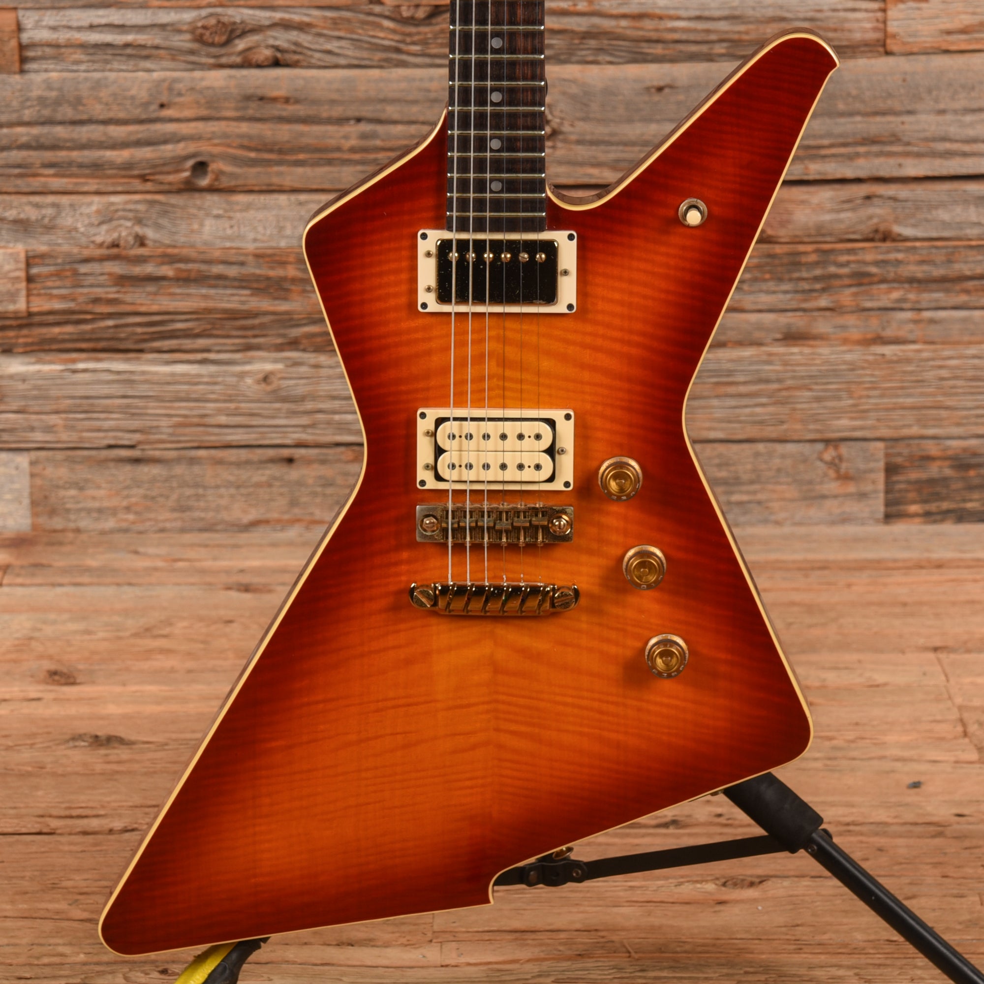 【中古】Ibanez Destroyer ll Ibanez DT400 Destroyer II Sunburst 1981 – Chicago Music Exchange