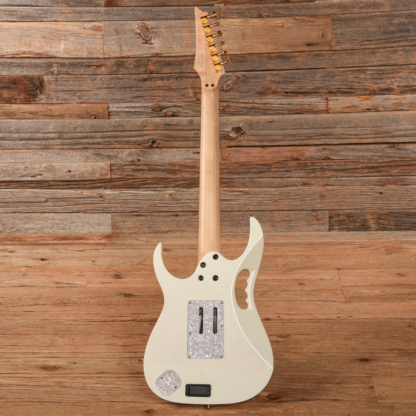 Ibanez Jem7V White Electric Guitars / Solid Body
