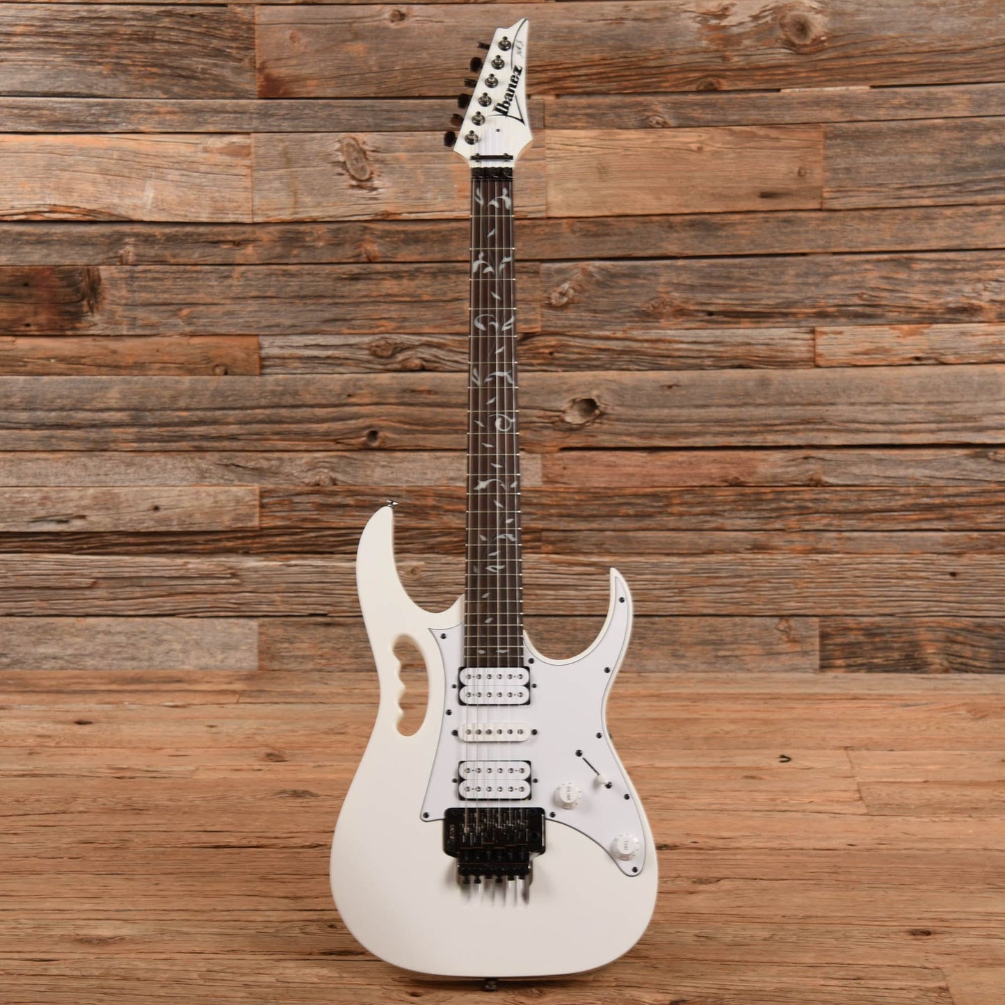 Ibanez JEMJR Steve Vai Signature White Electric Guitars / Solid Body