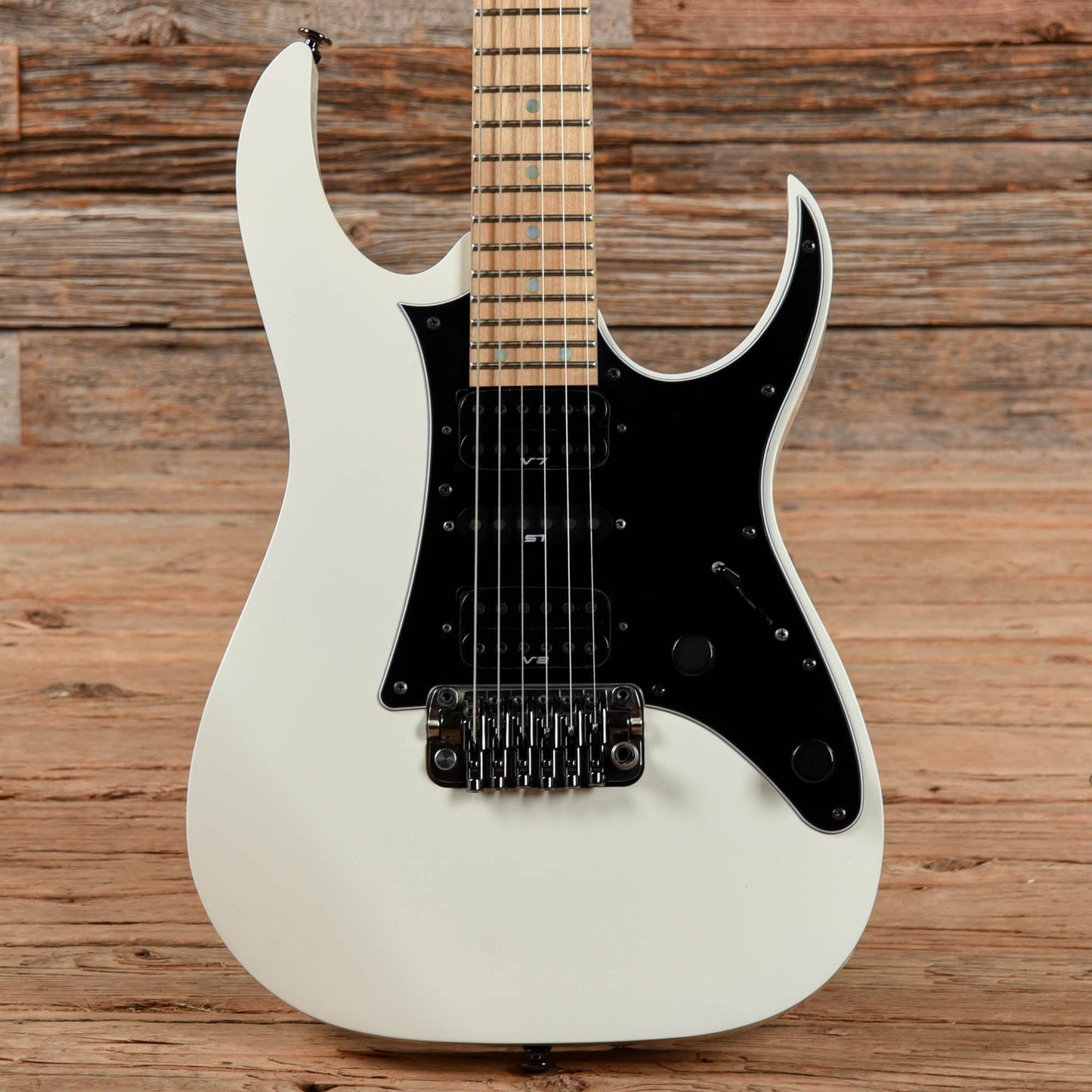 Ibanez Prestige RG1550MV White Electric Guitars / Solid Body
