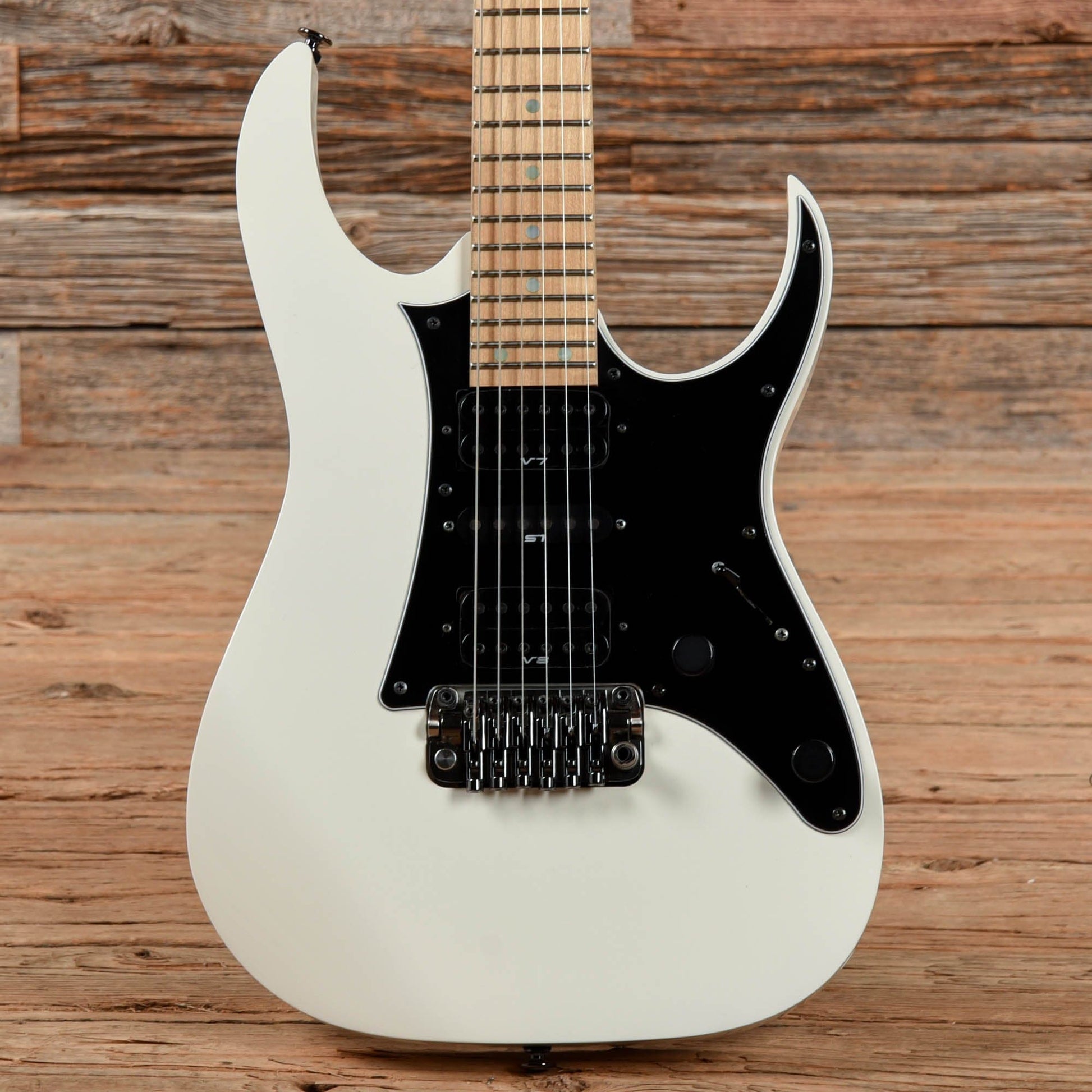 Ibanez Prestige RG1550MV White Electric Guitars / Solid Body